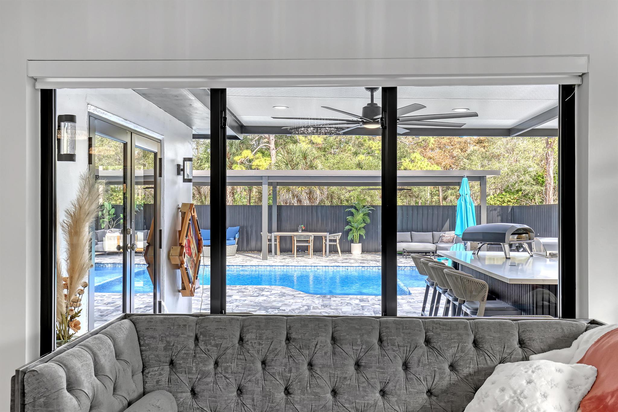 PALM BEACH NATL GOLF AND - Residential