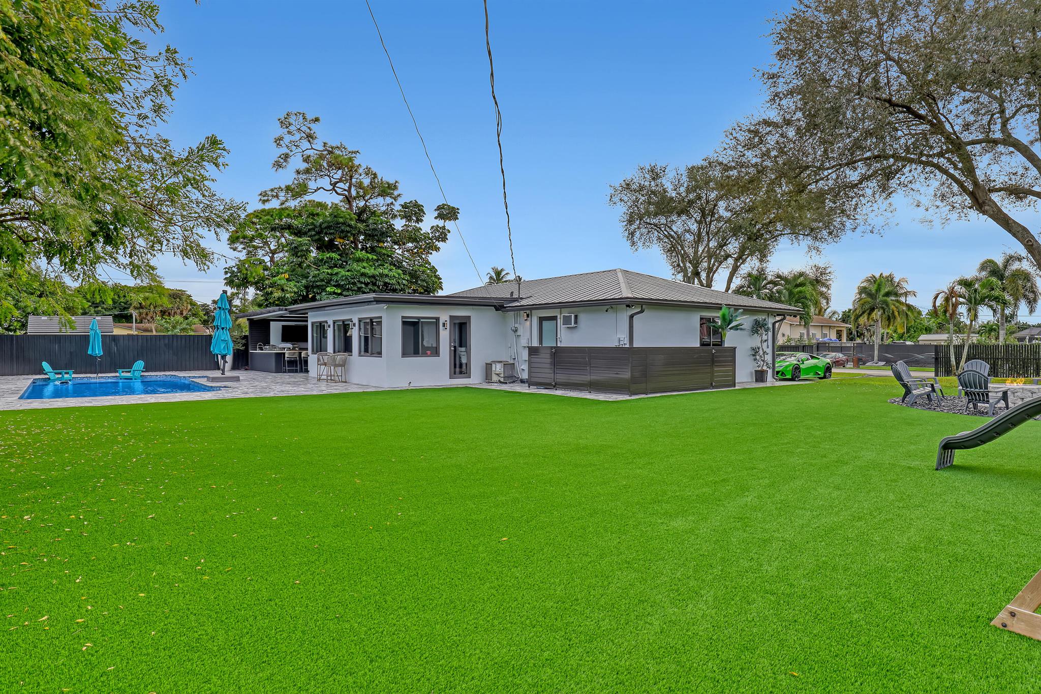 PALM BEACH NATL GOLF AND - Residential