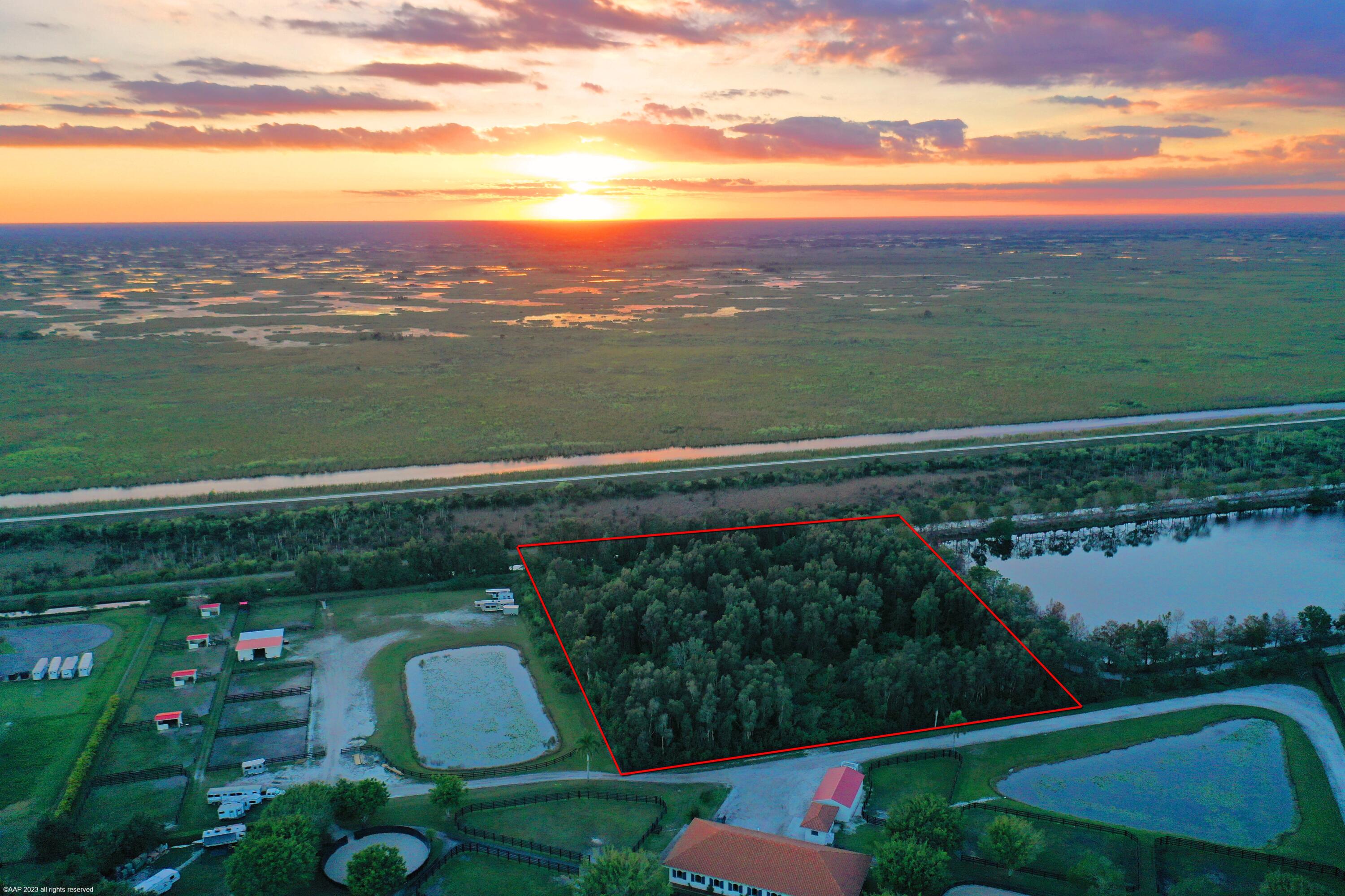 Sun Glade Estates - Land