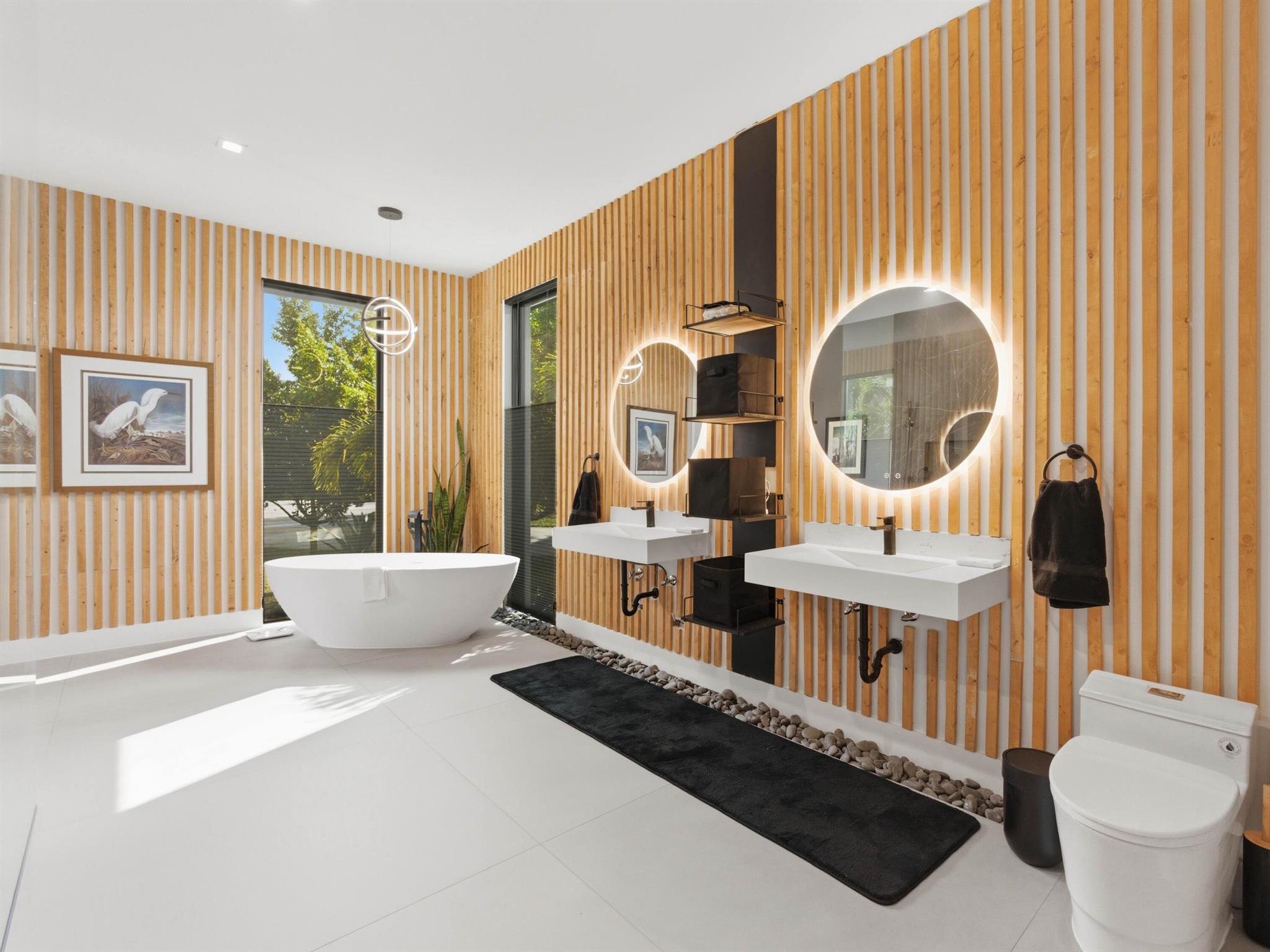 FAIRWAYS THE - Residential