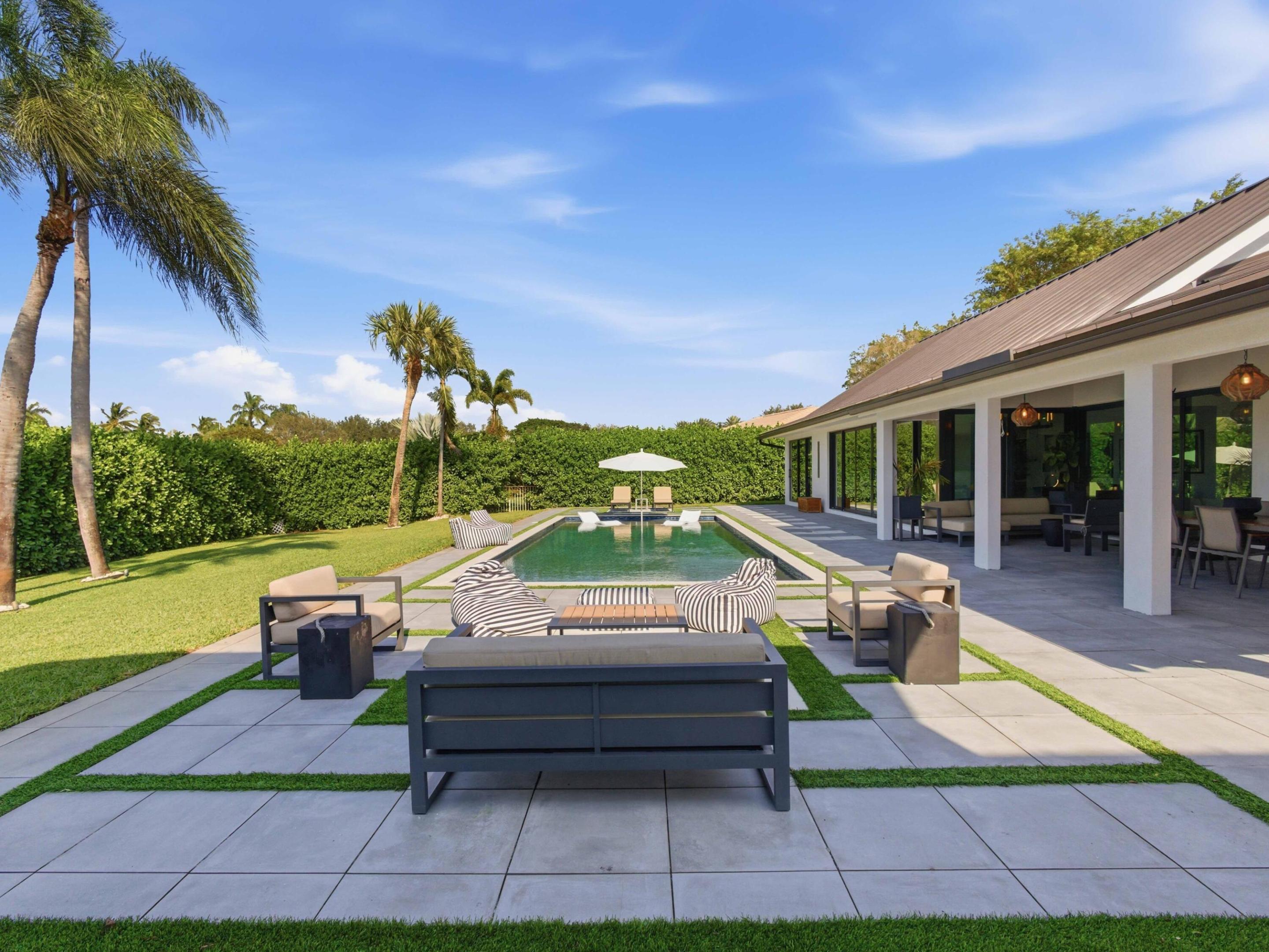 FAIRWAYS THE - Residential