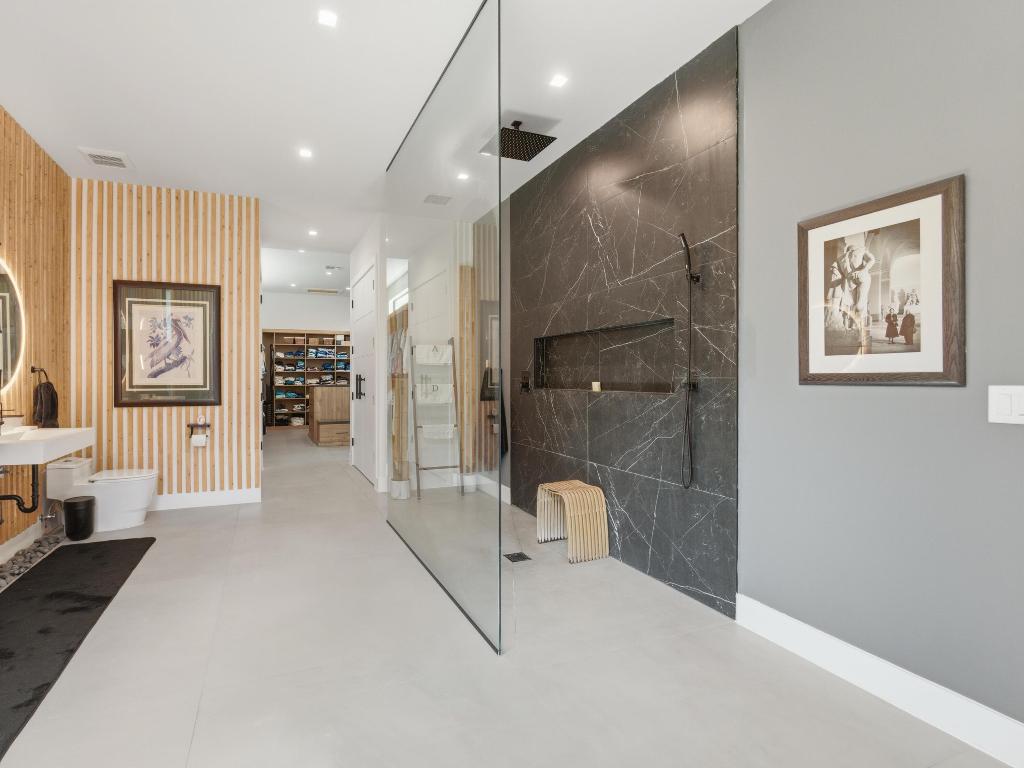 FAIRWAYS THE - Residential