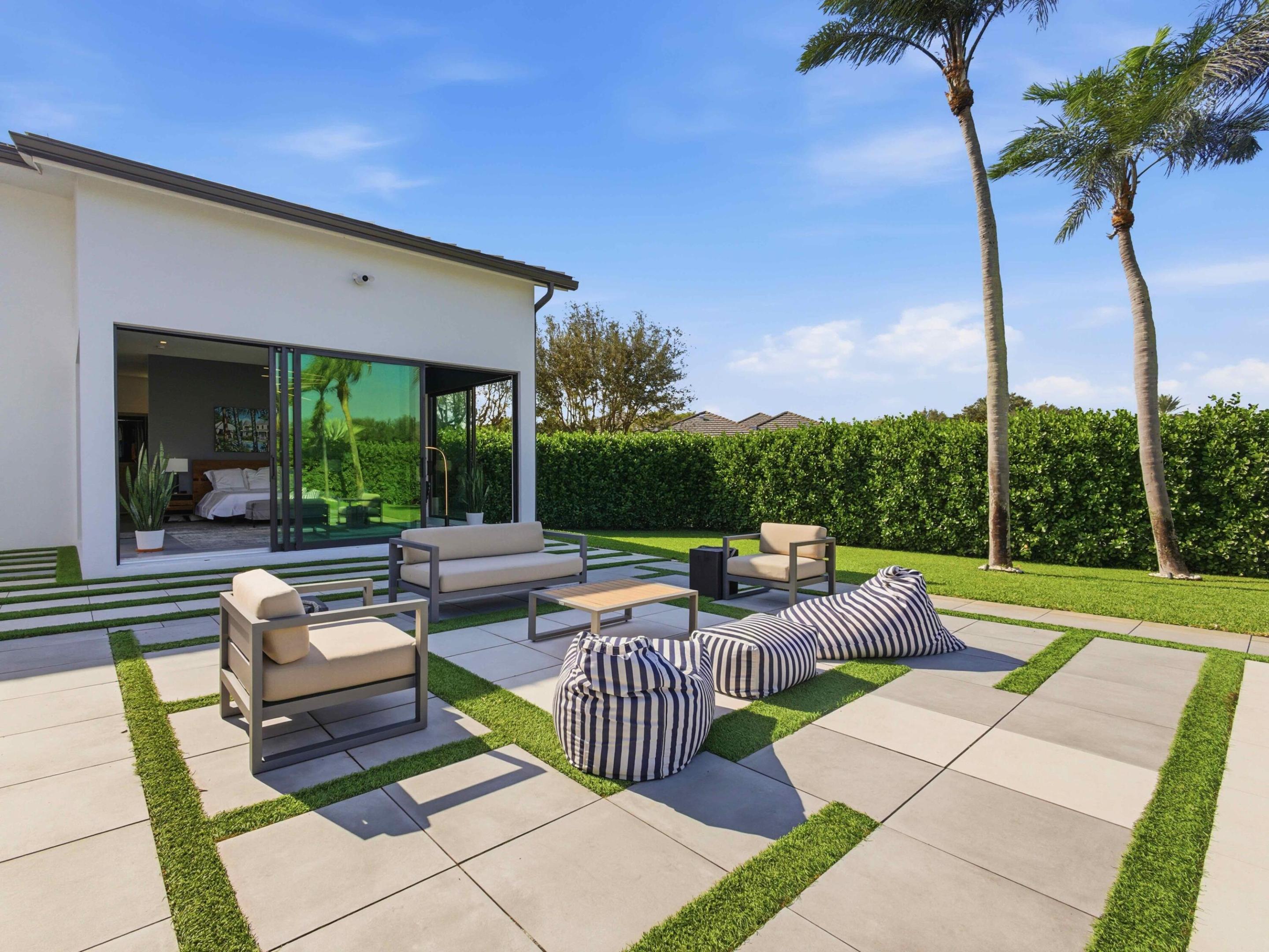 FAIRWAYS THE - Residential