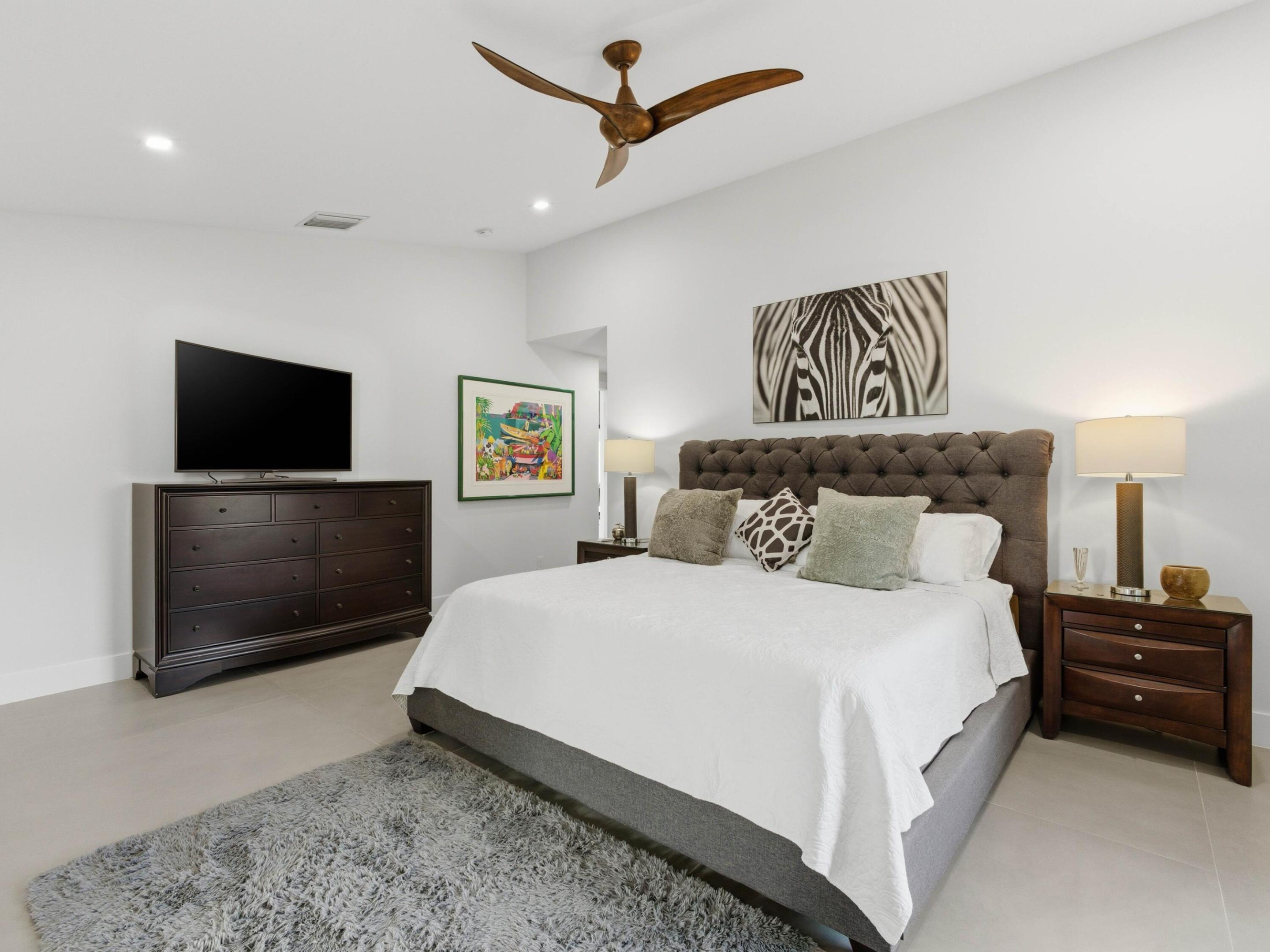 FAIRWAYS THE - Residential