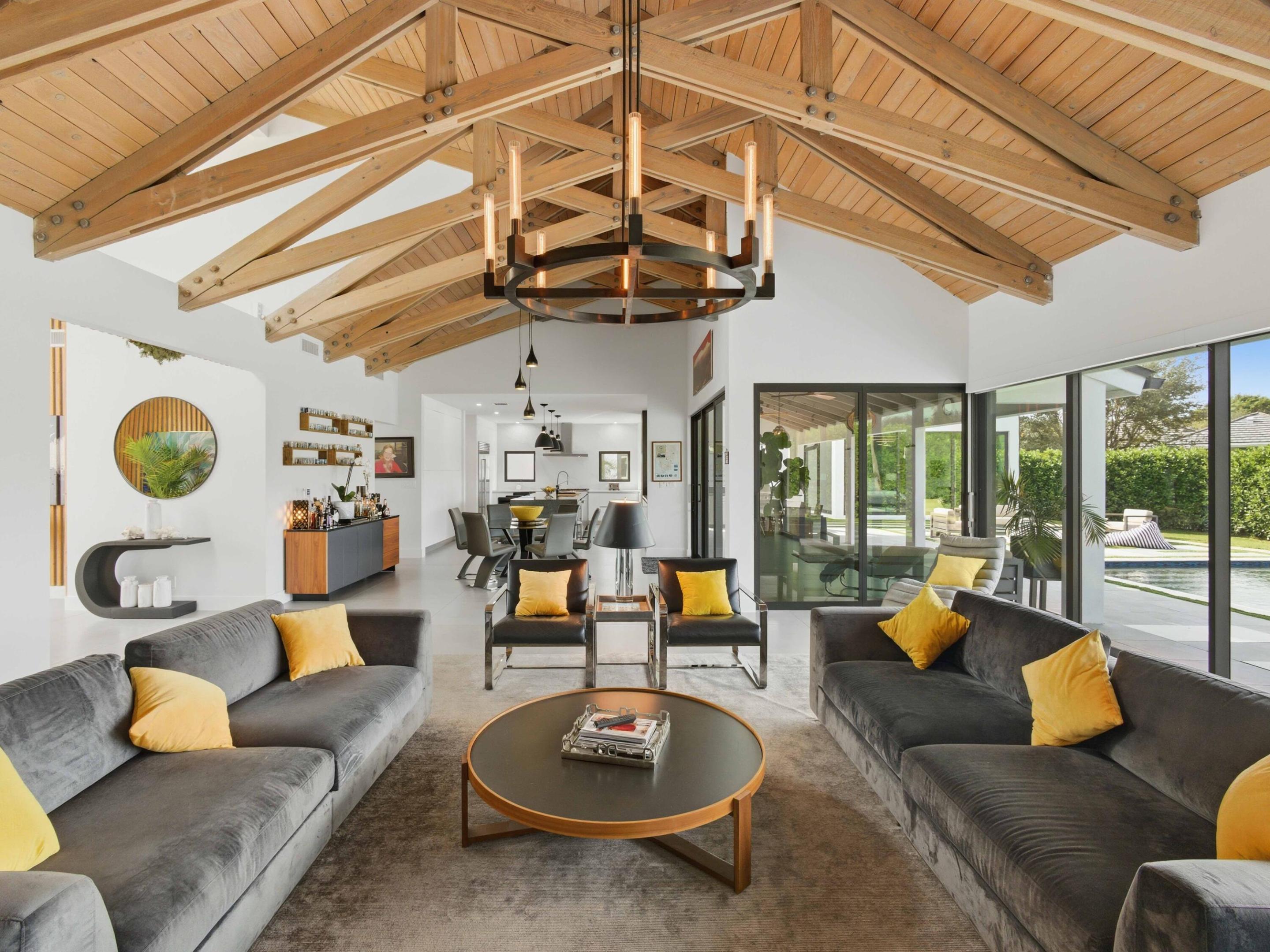 FAIRWAYS THE - Residential