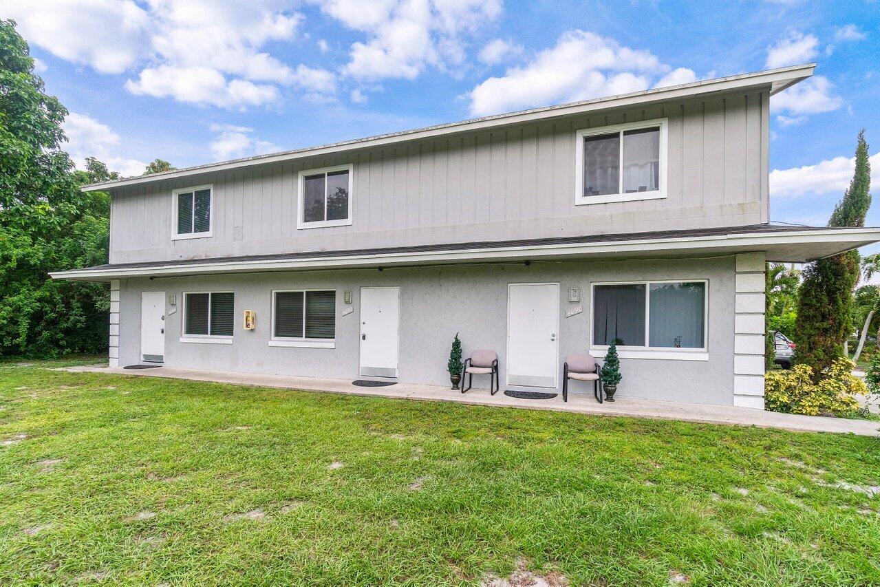 PALM BEACH FARMS CO 7 - Residential Lease