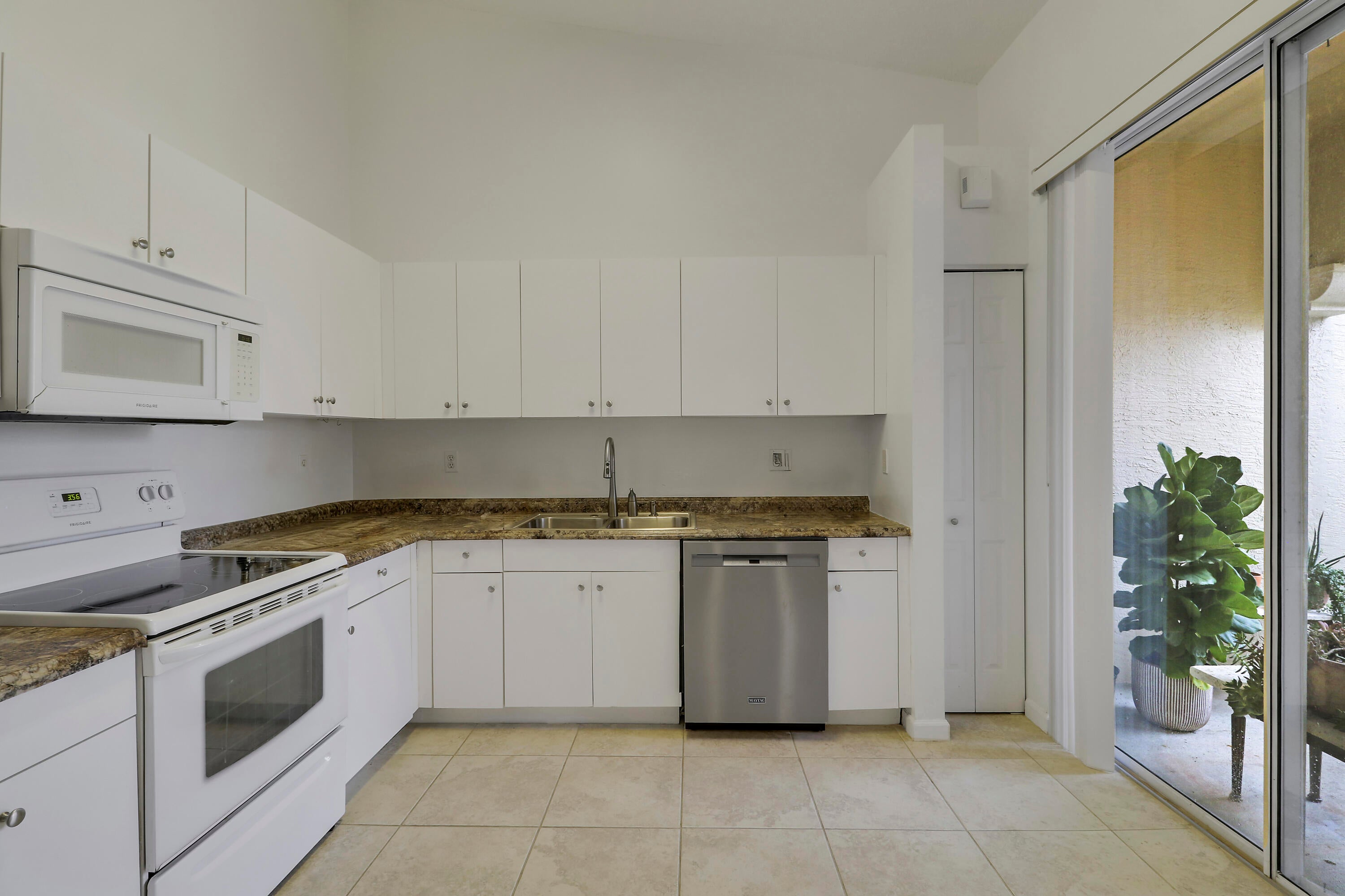 2193 BIG WOOD CAY