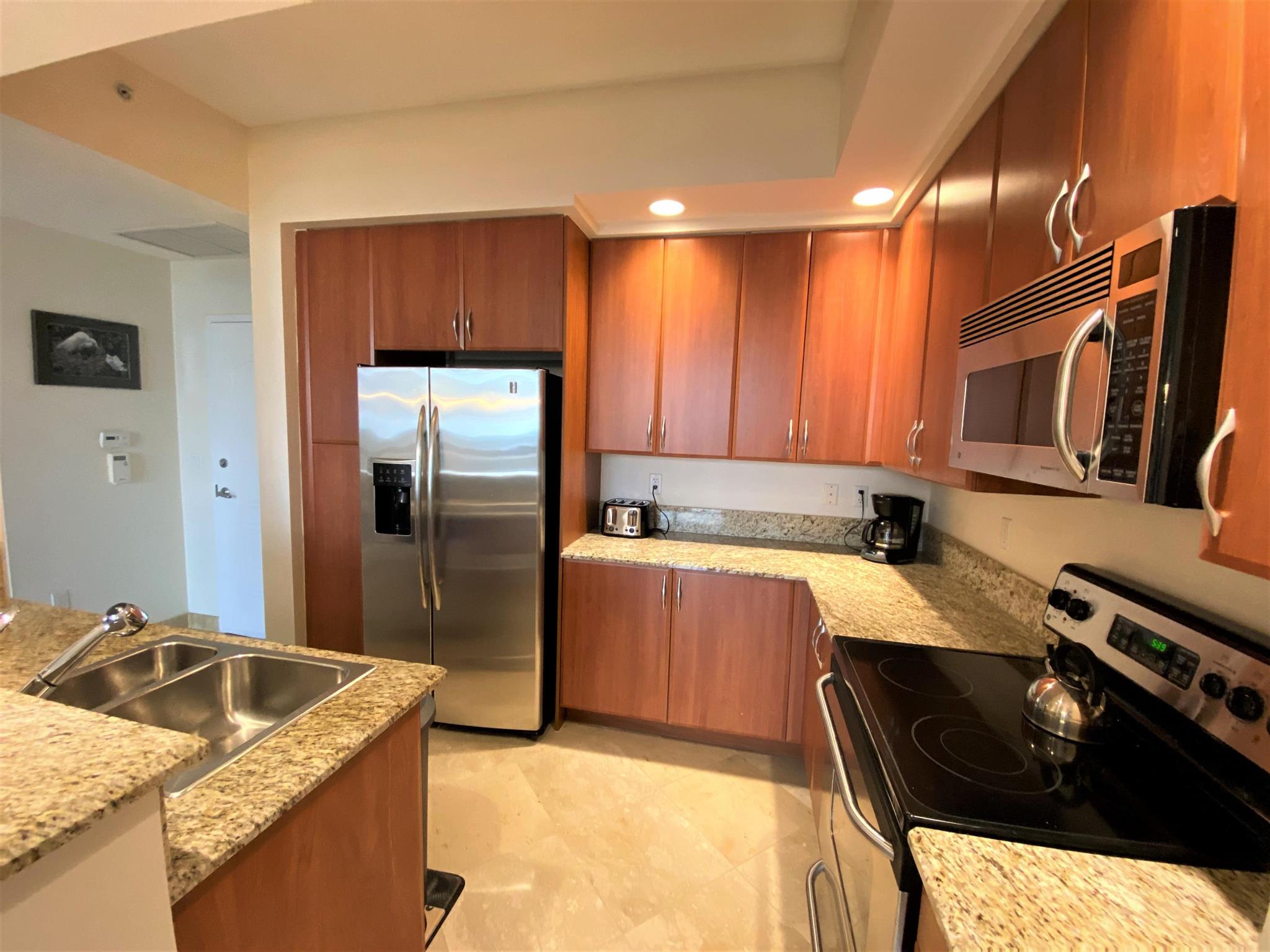 ONE CITY PLAZA CONDOMINIU - Residential Lease
