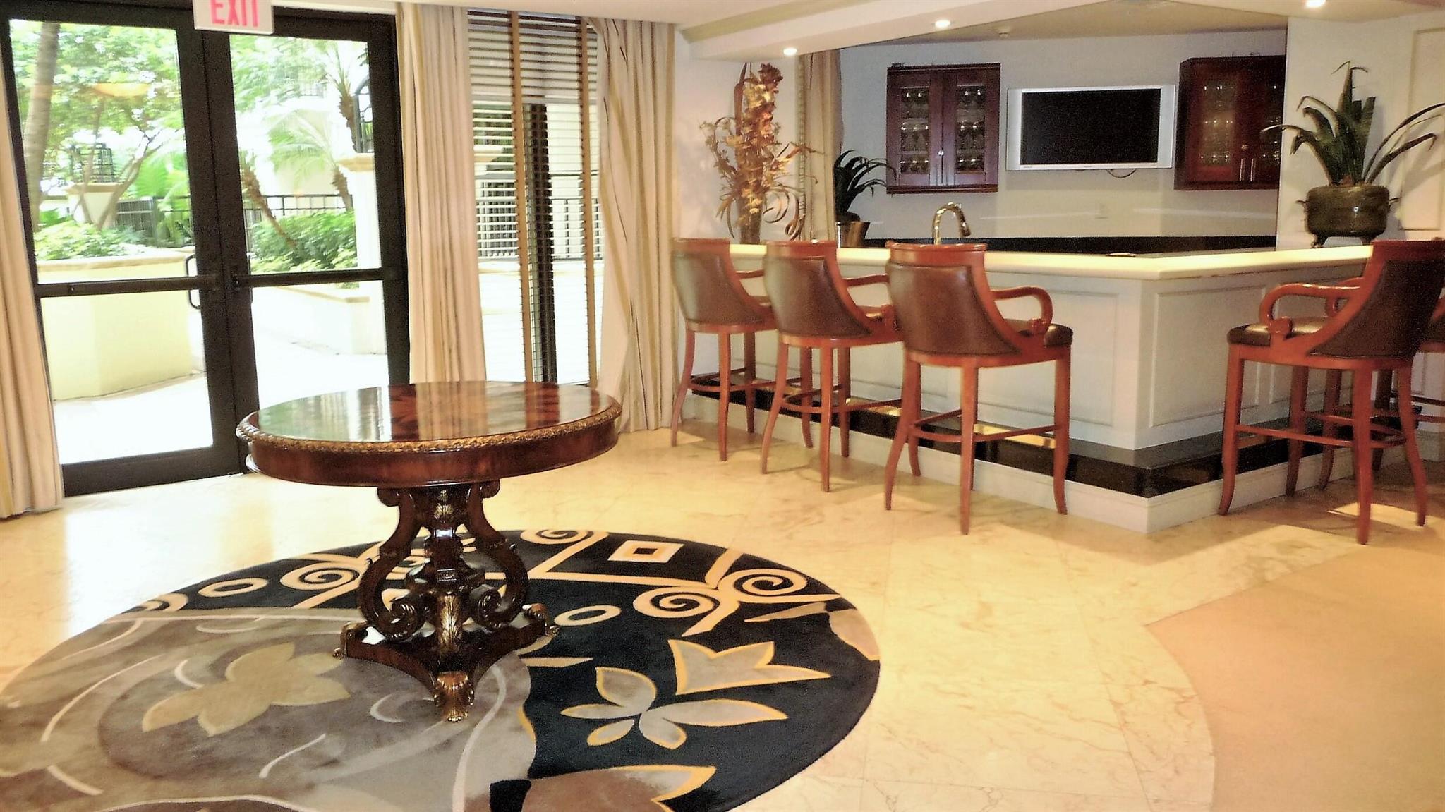 ONE CITY PLAZA CONDOMINIU - Residential Lease