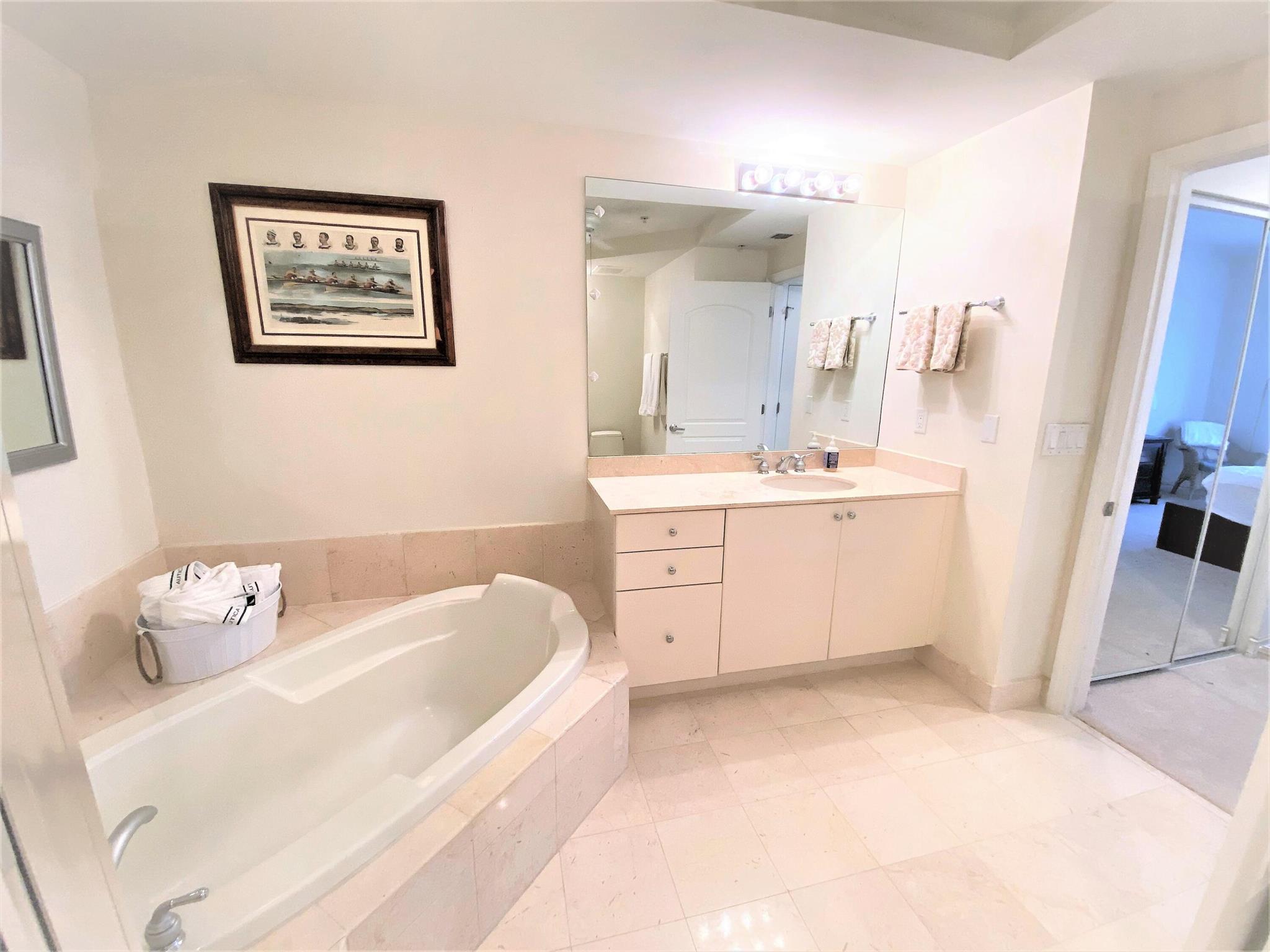 ONE CITY PLAZA CONDOMINIU - Residential Lease
