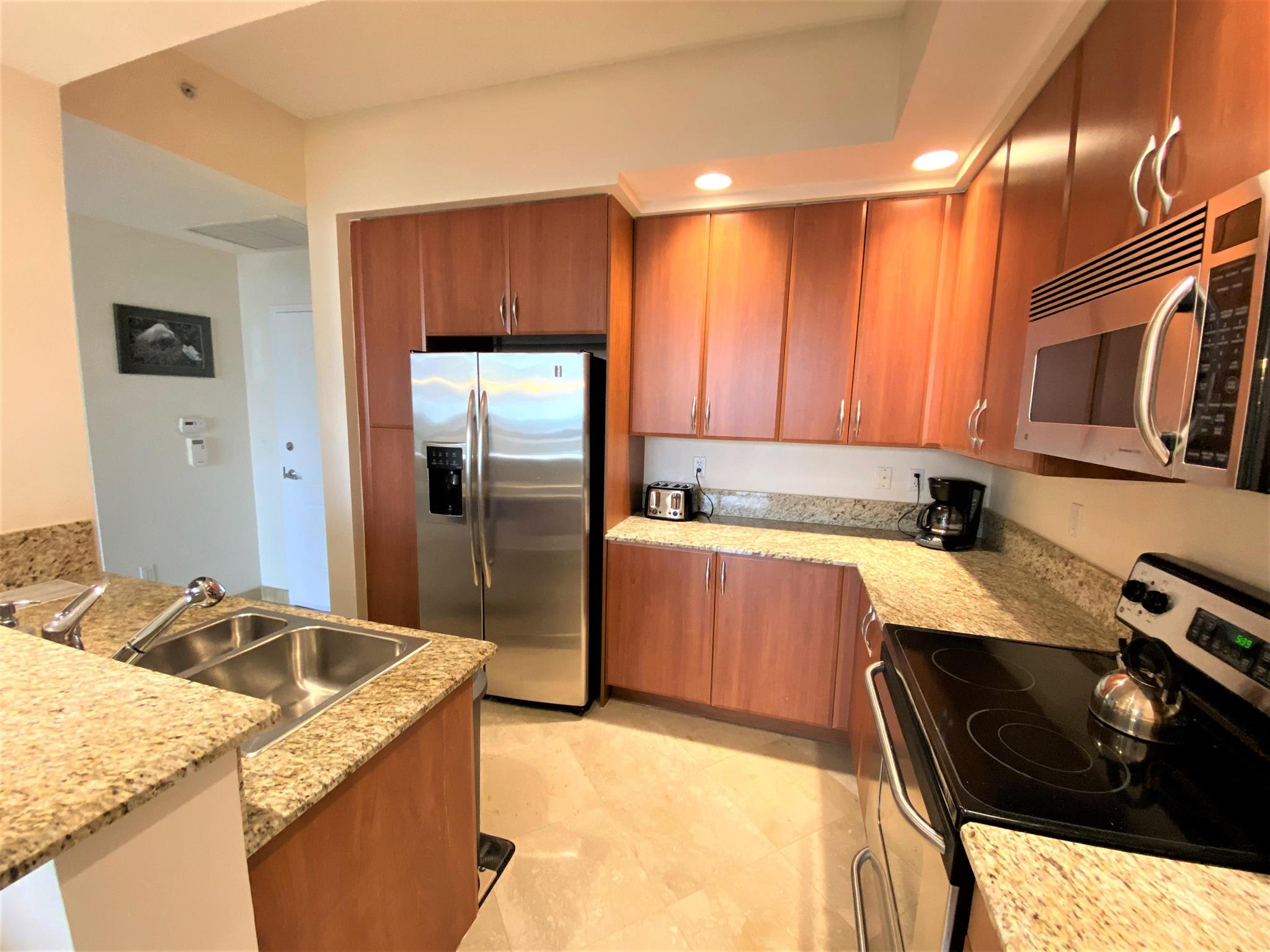 ONE CITY PLAZA CONDOMINIU - Residential Lease