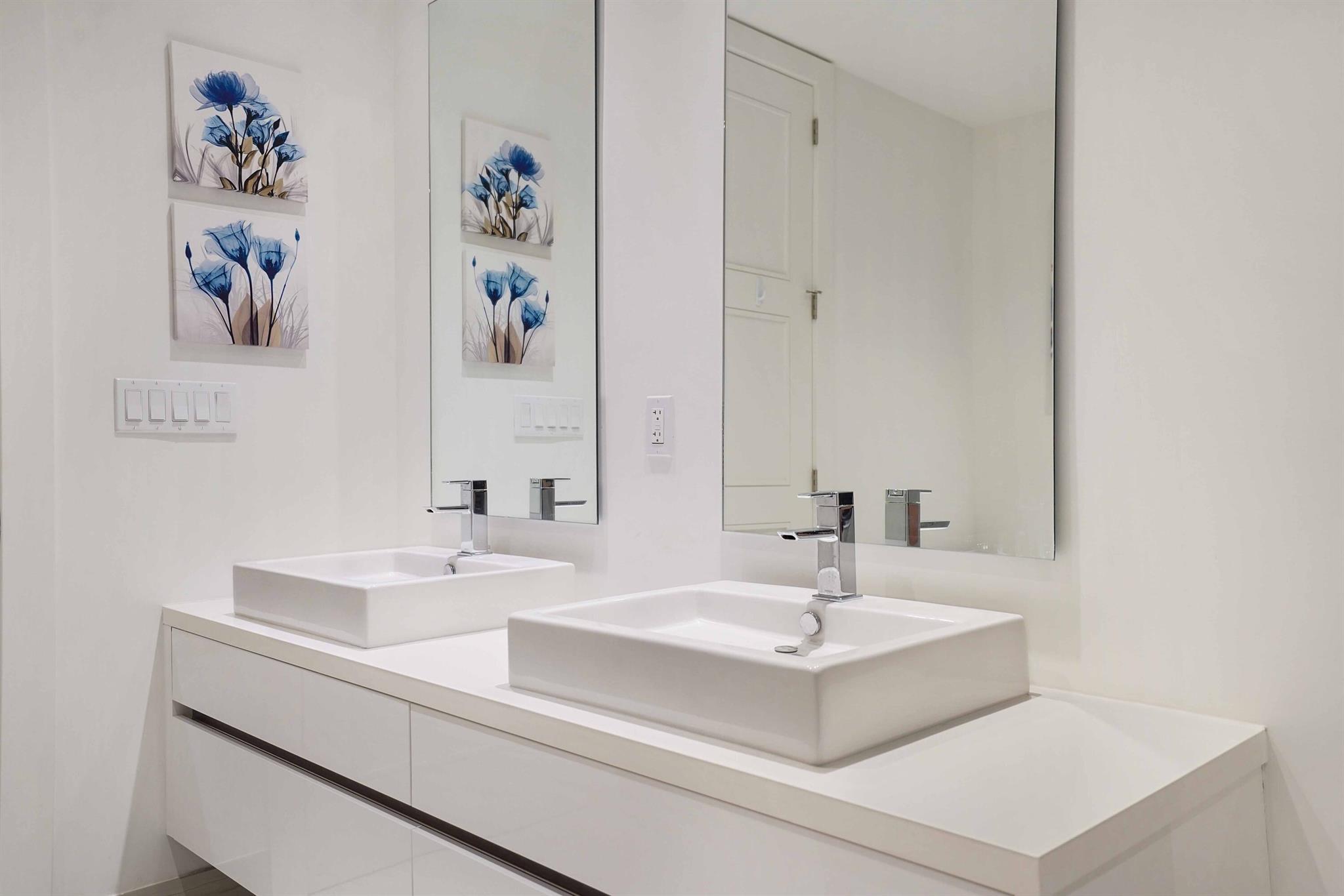 TOWER 155 CONDO - Residential Lease