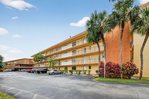 Palm Beach County Can Rent Immediately Condos 87 9273 SW 8th Street 311 Boca Raton FL 33428