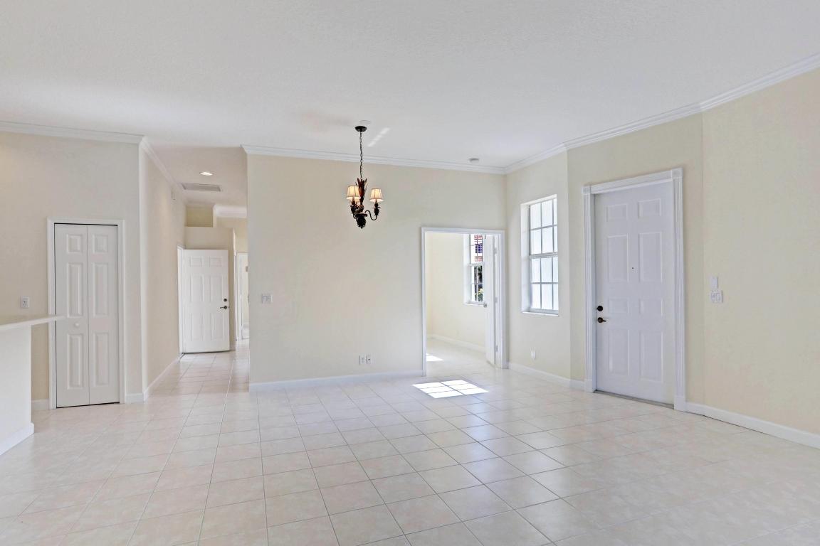 PGA COMMONS 1 - Residential