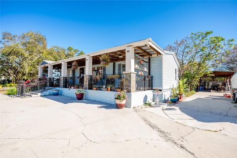 A home in Clewiston