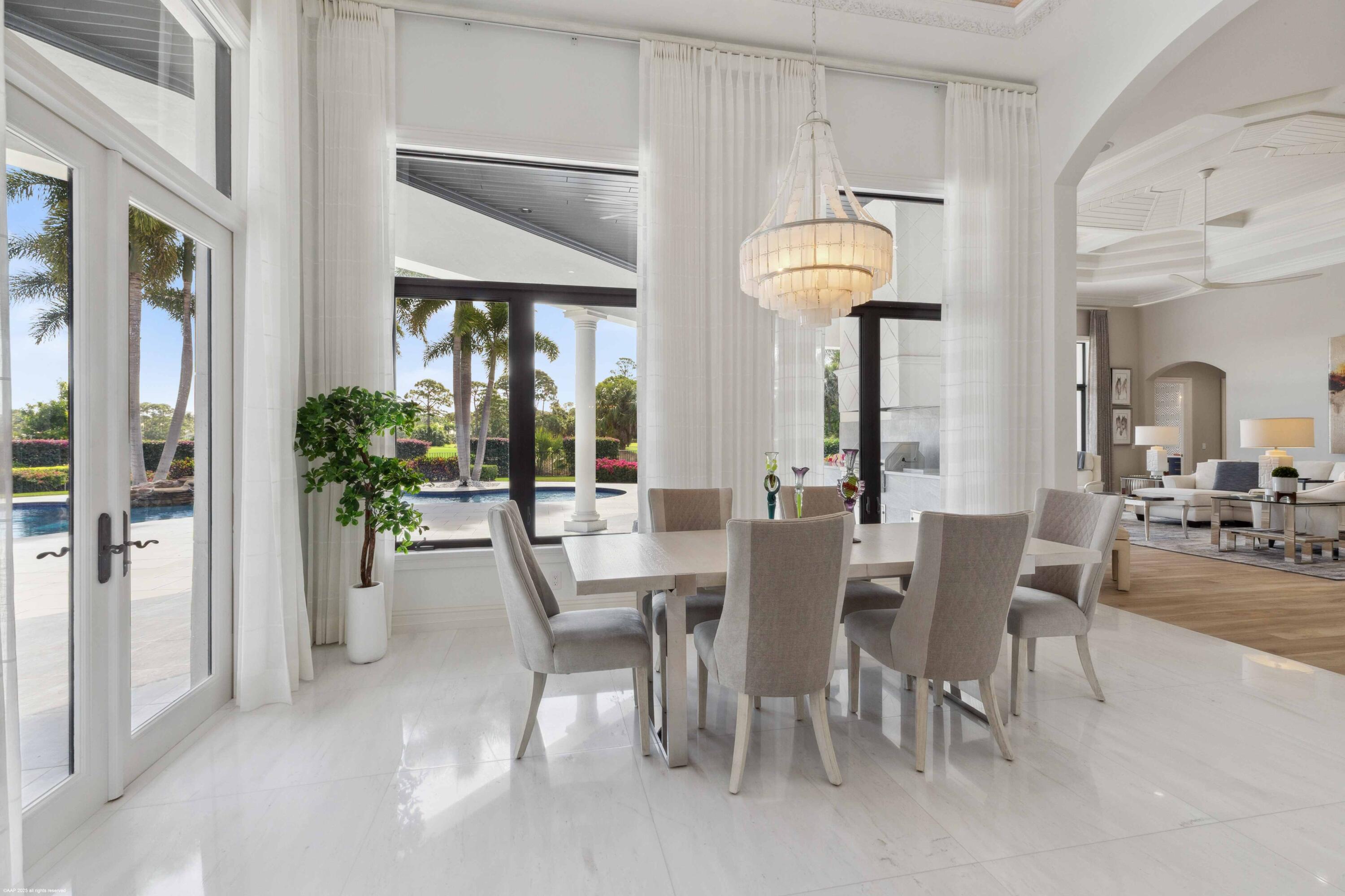 OLD PALM - Residential