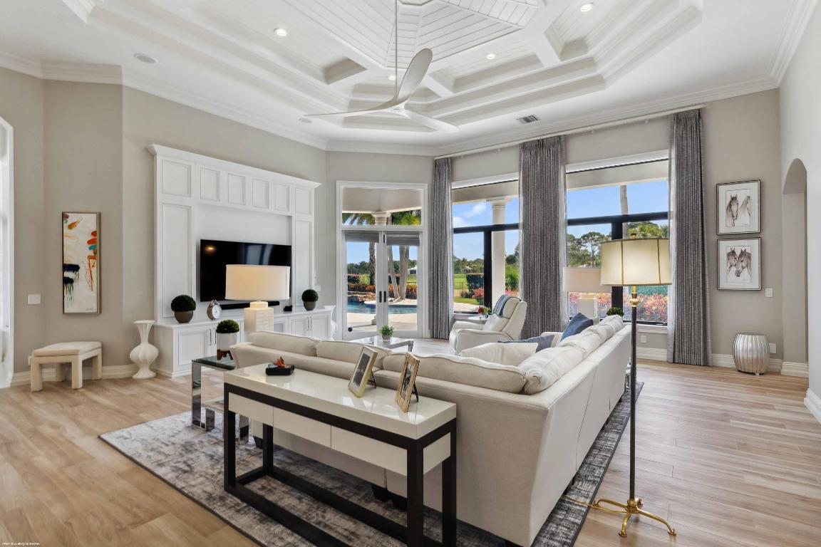 OLD PALM - Residential