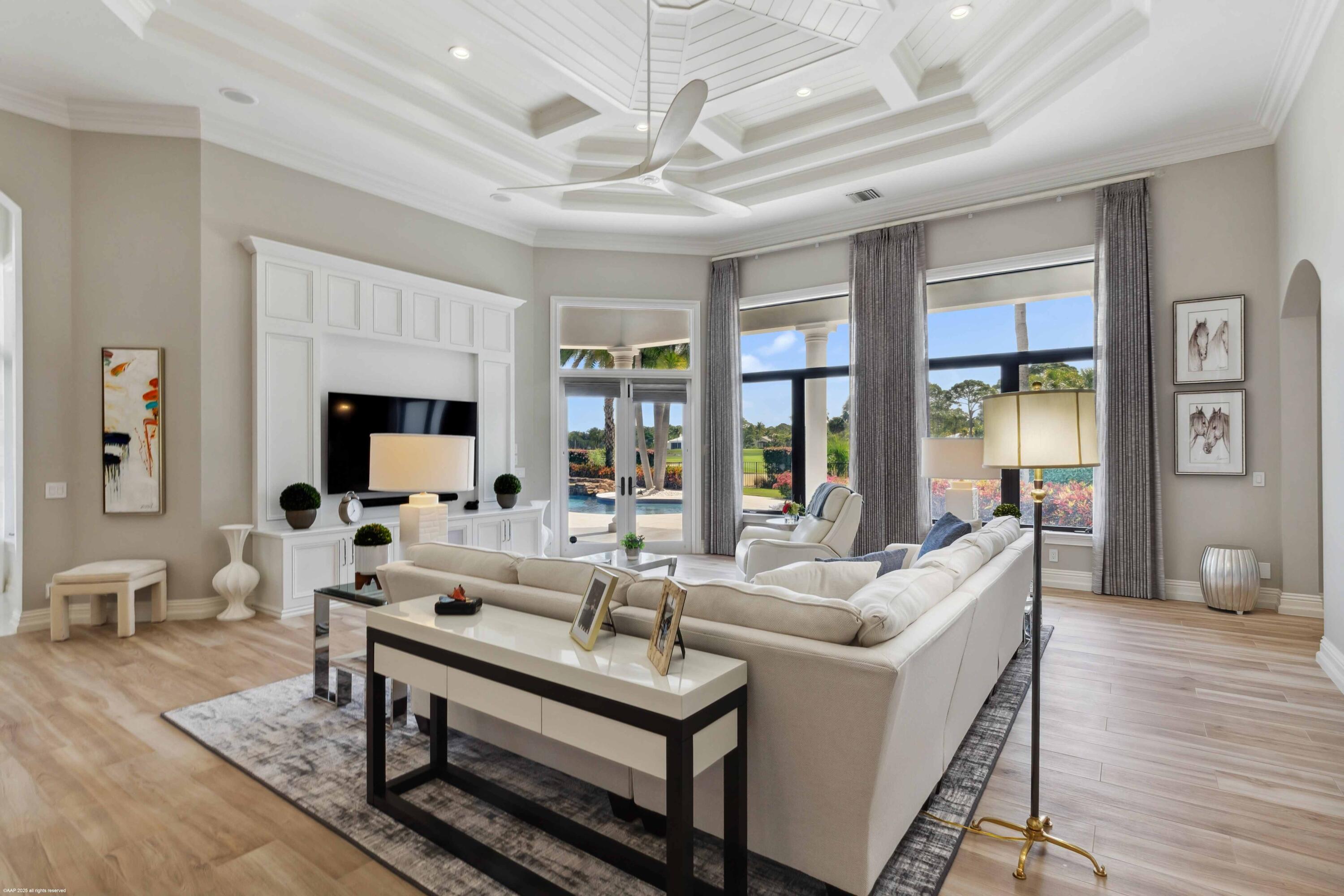 OLD PALM - Residential