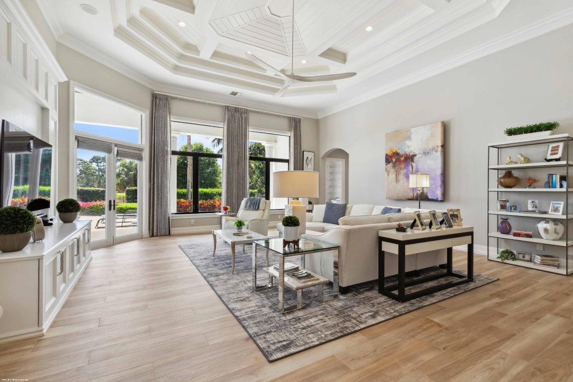 OLD PALM - Residential