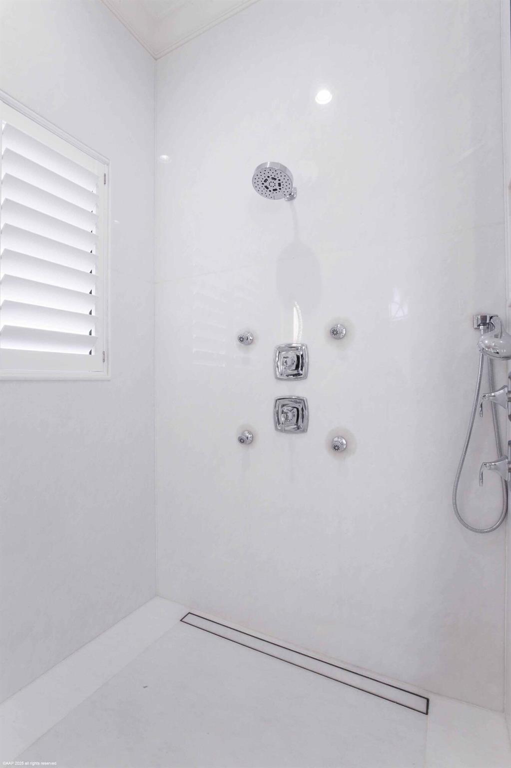 OLD PALM - Residential