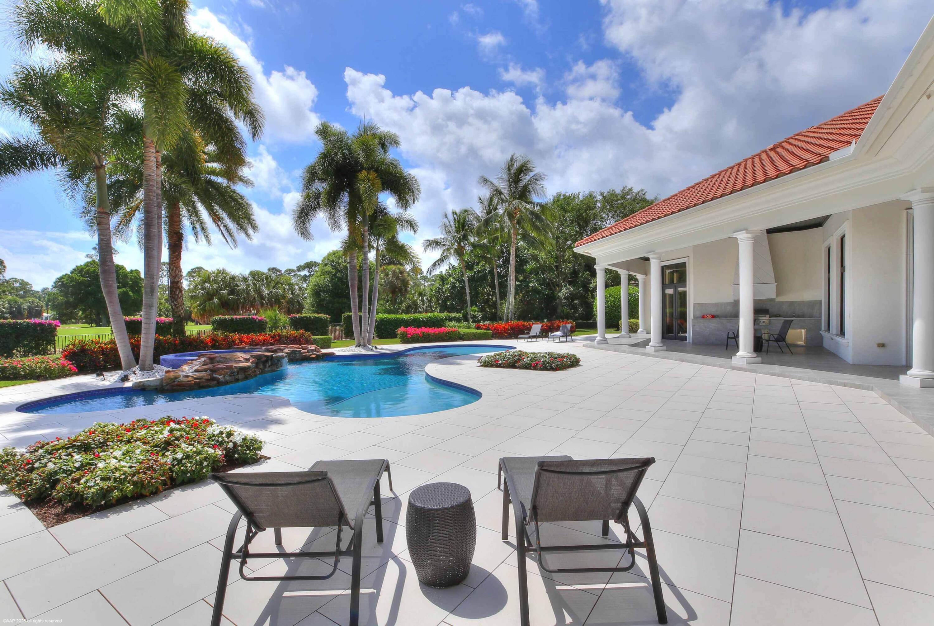 OLD PALM - Residential