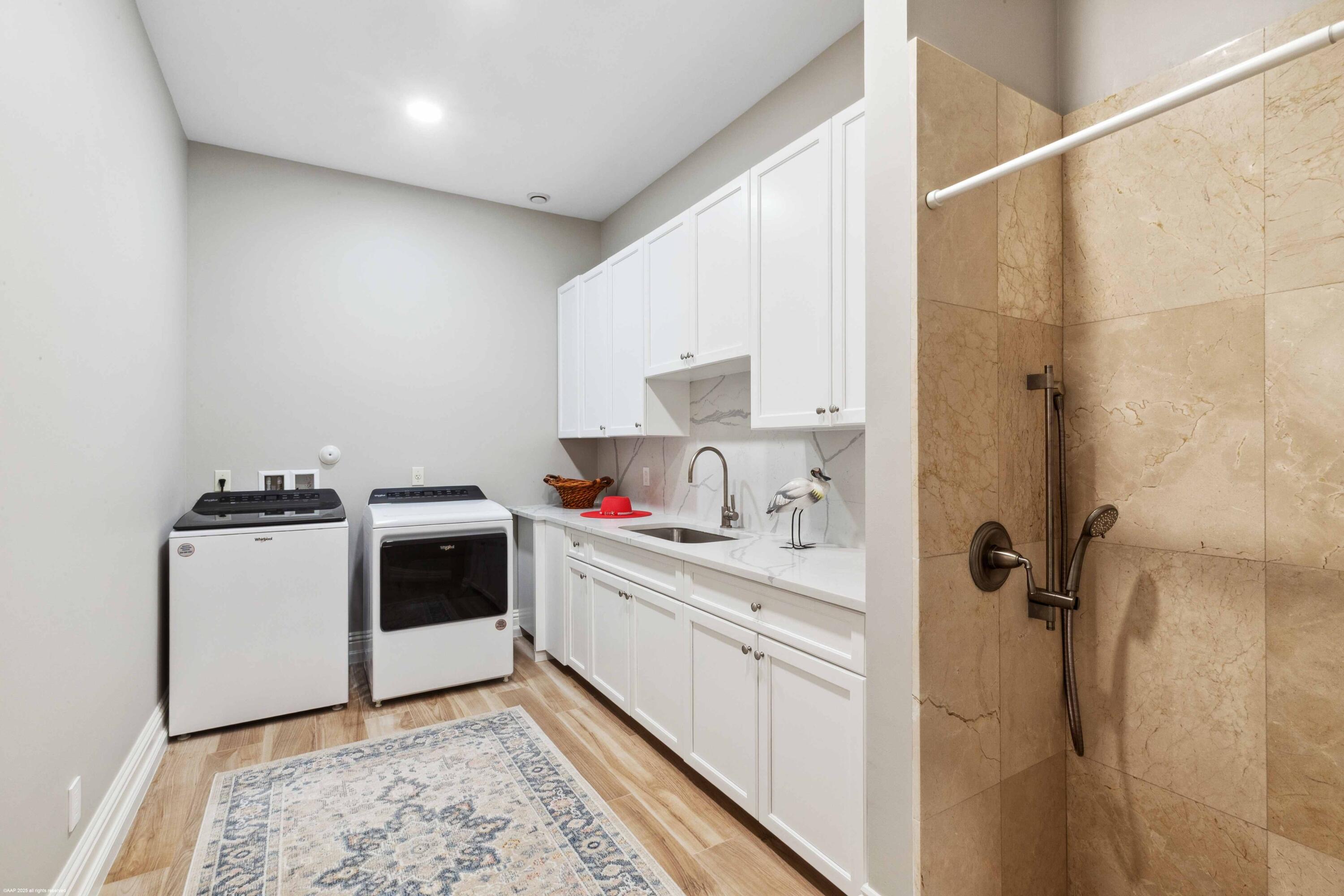 OLD PALM - Residential