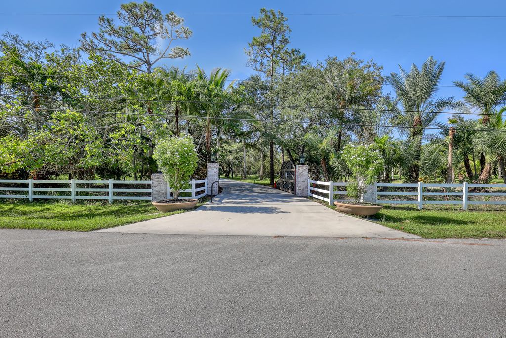 Photo of 10780 Anderson Lane, Lake Worth, FL 33449 (MLS # R11135936)