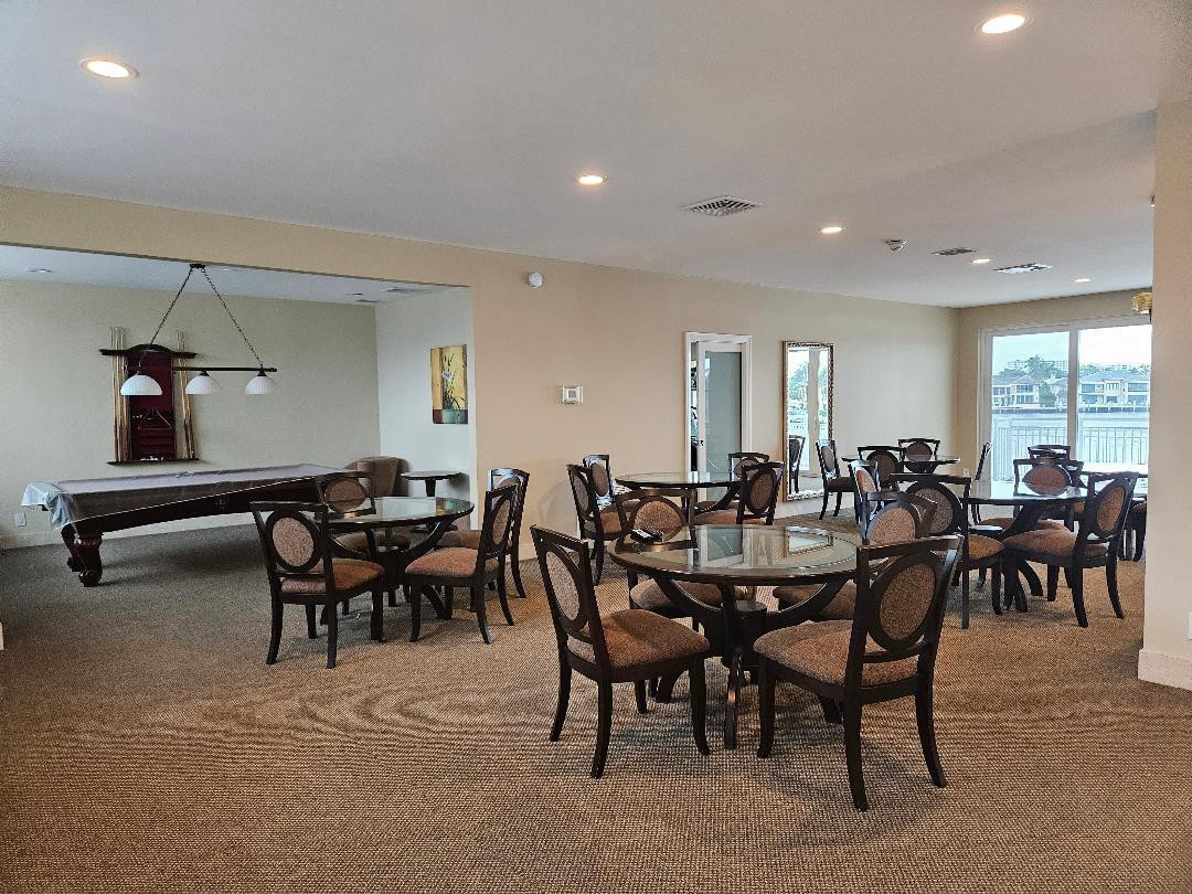 Bayshore Towers - Residential