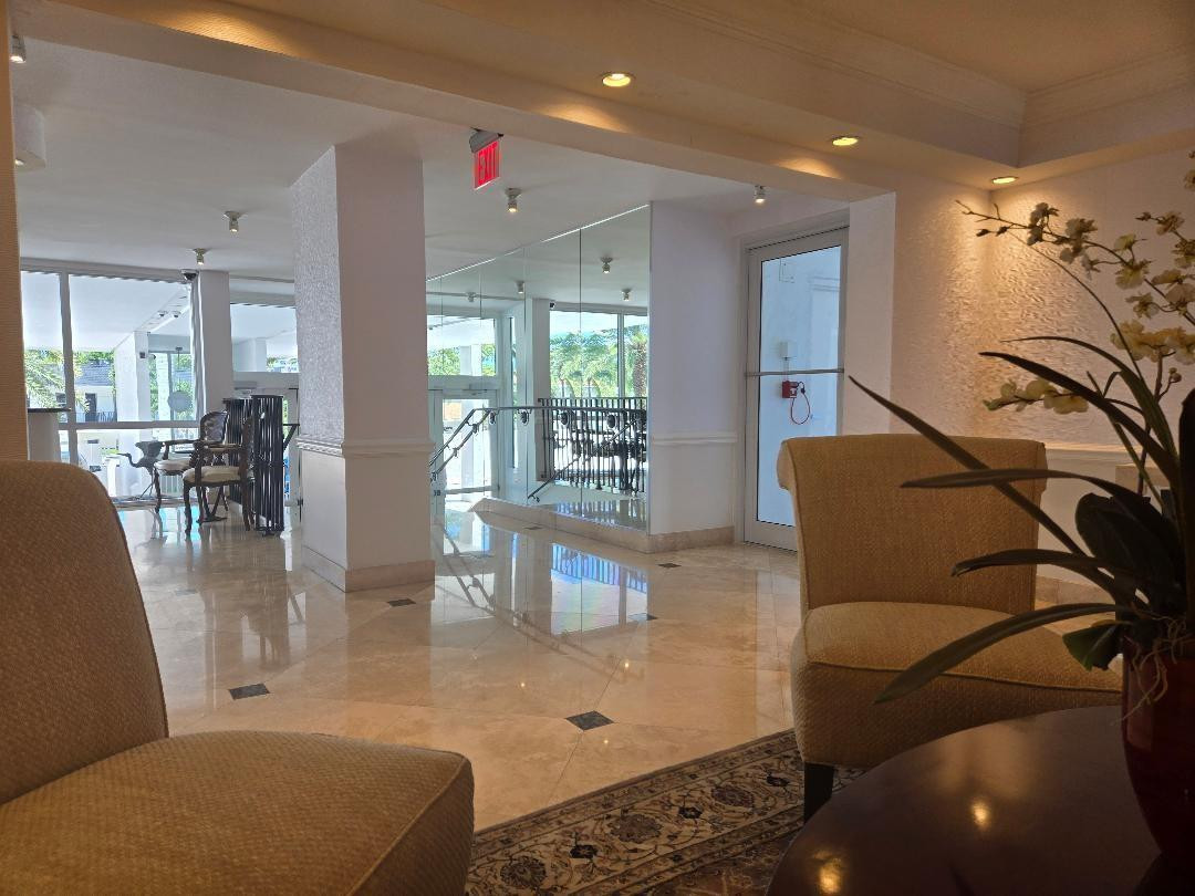 Bayshore Towers - Residential
