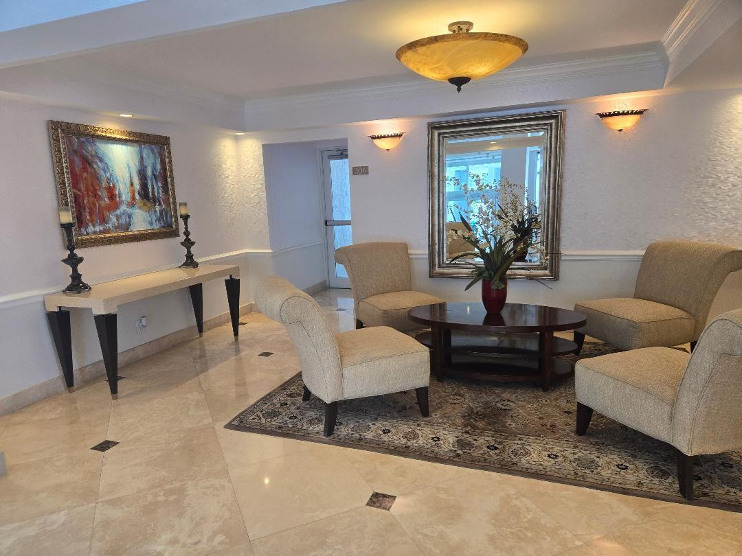 Bayshore Towers - Residential
