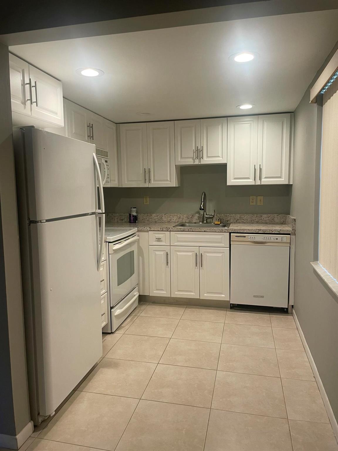 KINGS POINT PIEDMONT CONDOS - Residential Lease