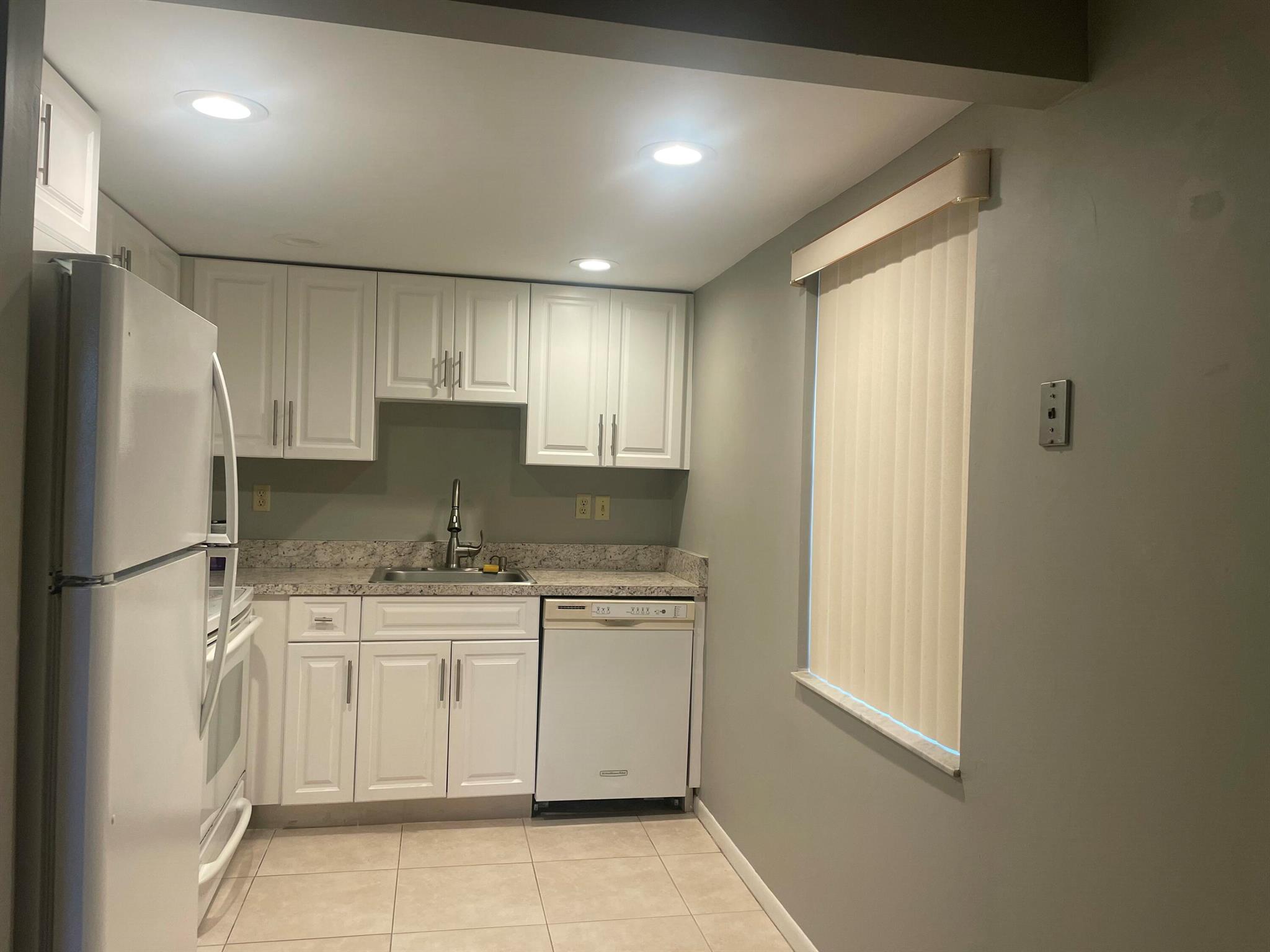 KINGS POINT PIEDMONT CONDOS - Residential Lease