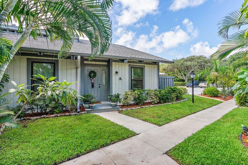 Photo of 424 N Cypress Drive #A, Tequesta, FL 33469 (MLS # R10982118)