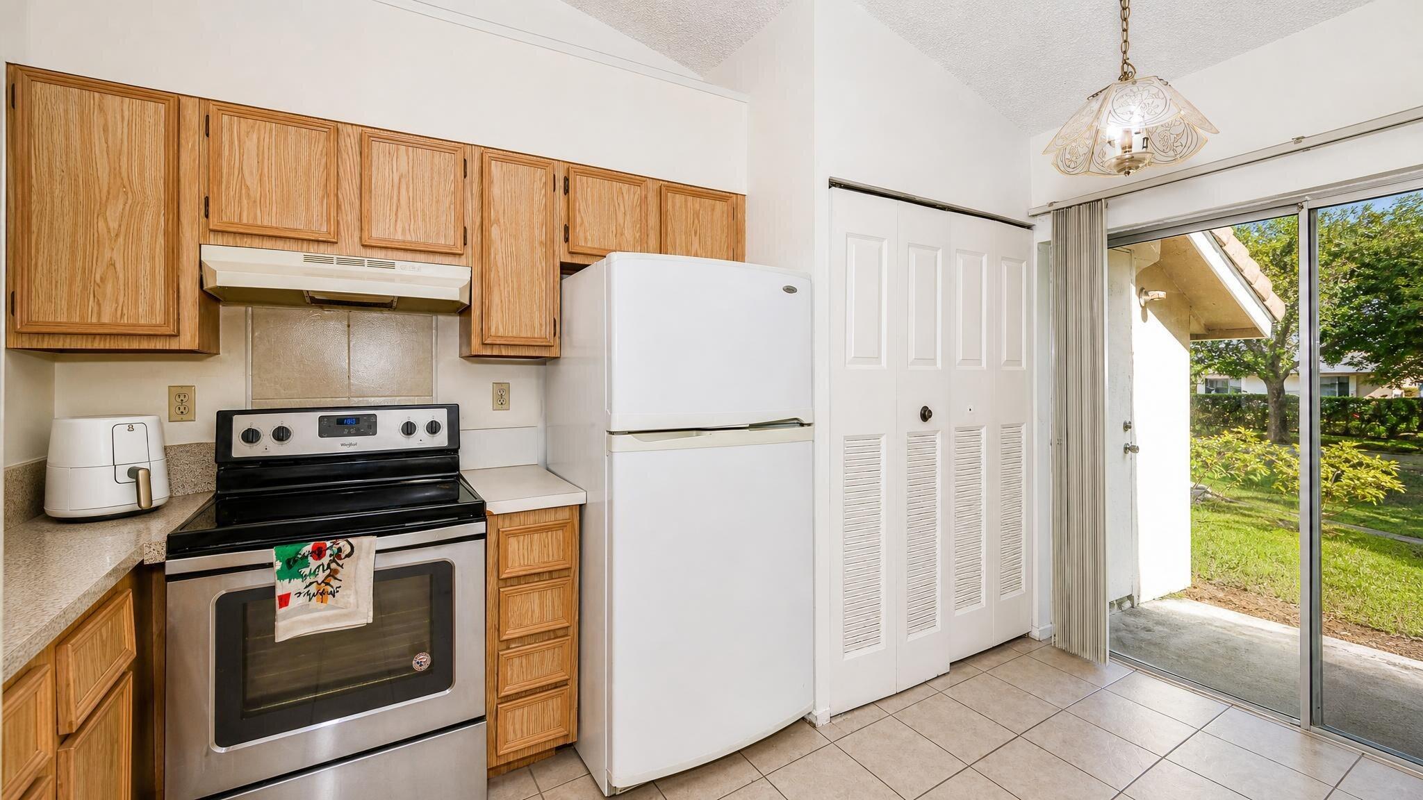 10880 NW 45th Street