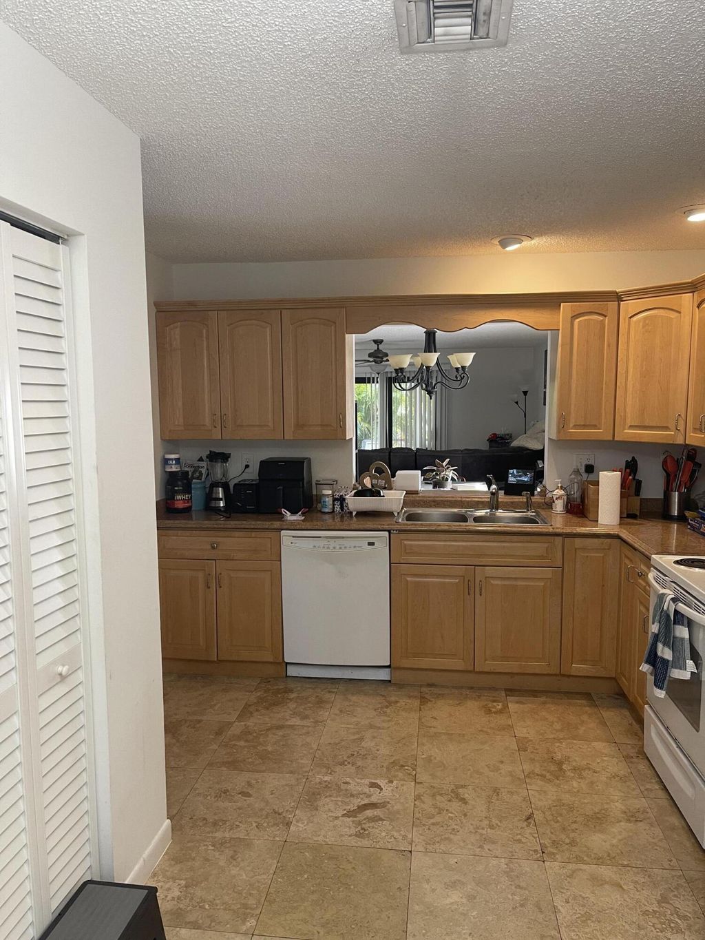 Photo of 468 NE 42nd Street, Boca Raton, FL 33431 (MLS # B26023293)