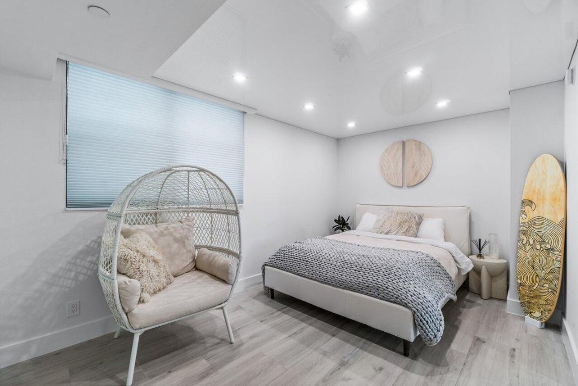 OCEAN TERRACE NORTH CONDO - Residential