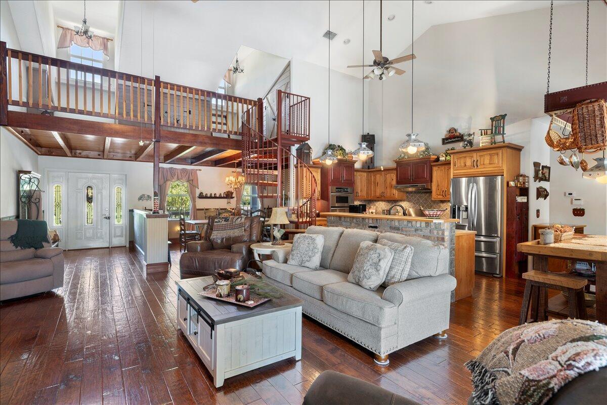 GLENDALE ACRES (A OF E) - Residential