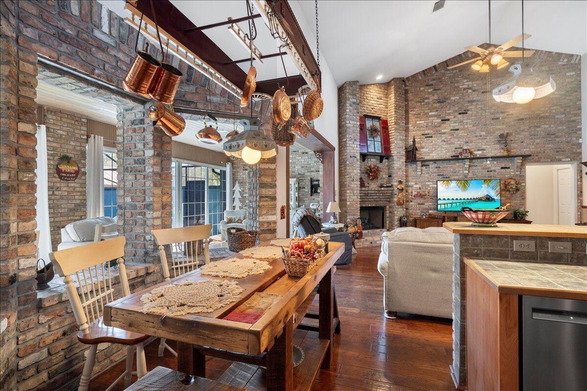 GLENDALE ACRES (A OF E) - Residential