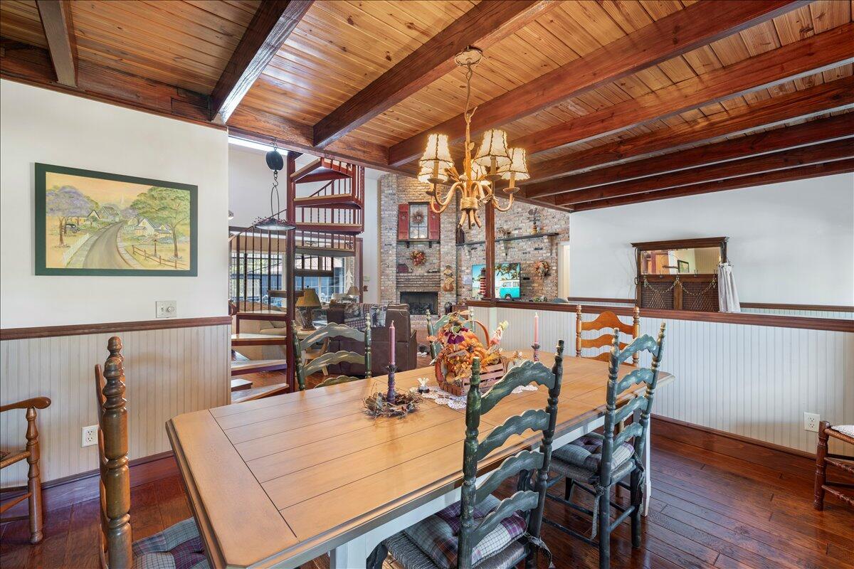 GLENDALE ACRES (A OF E) - Residential