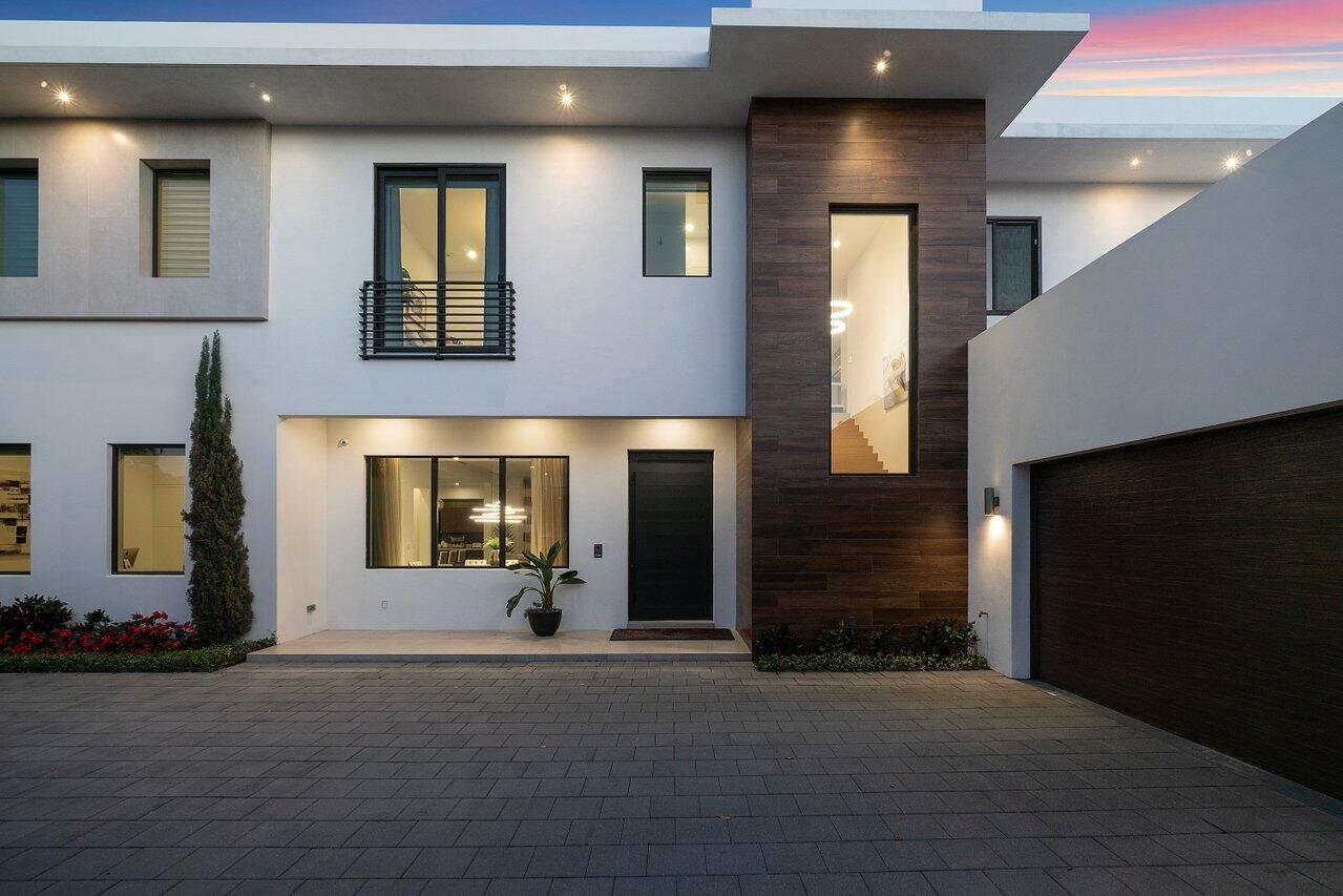 Royal Palm Yacht & Country Club - Residential