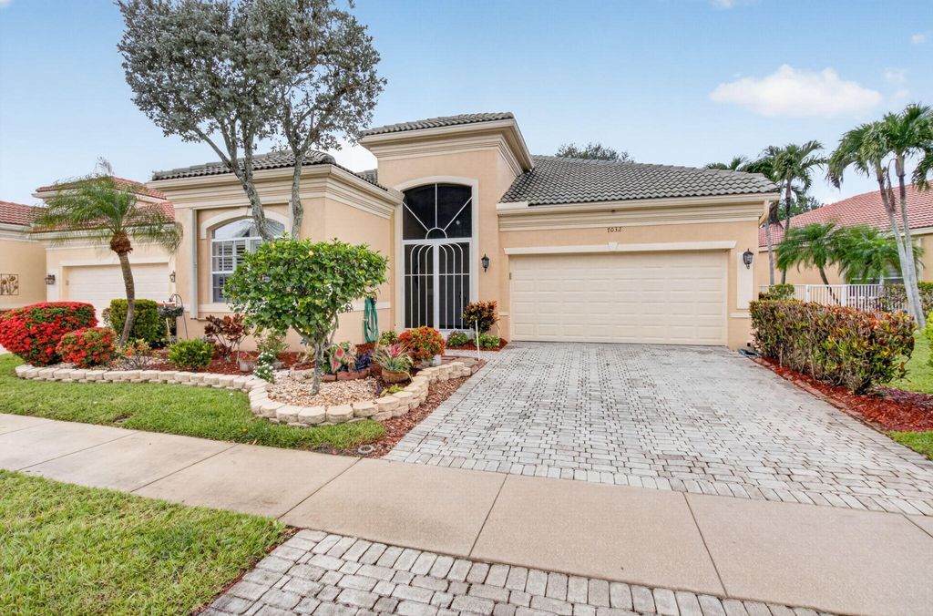 Photo of 7032 Demedici Circle, Delray Beach, FL 33446 (MLS # B26025637)