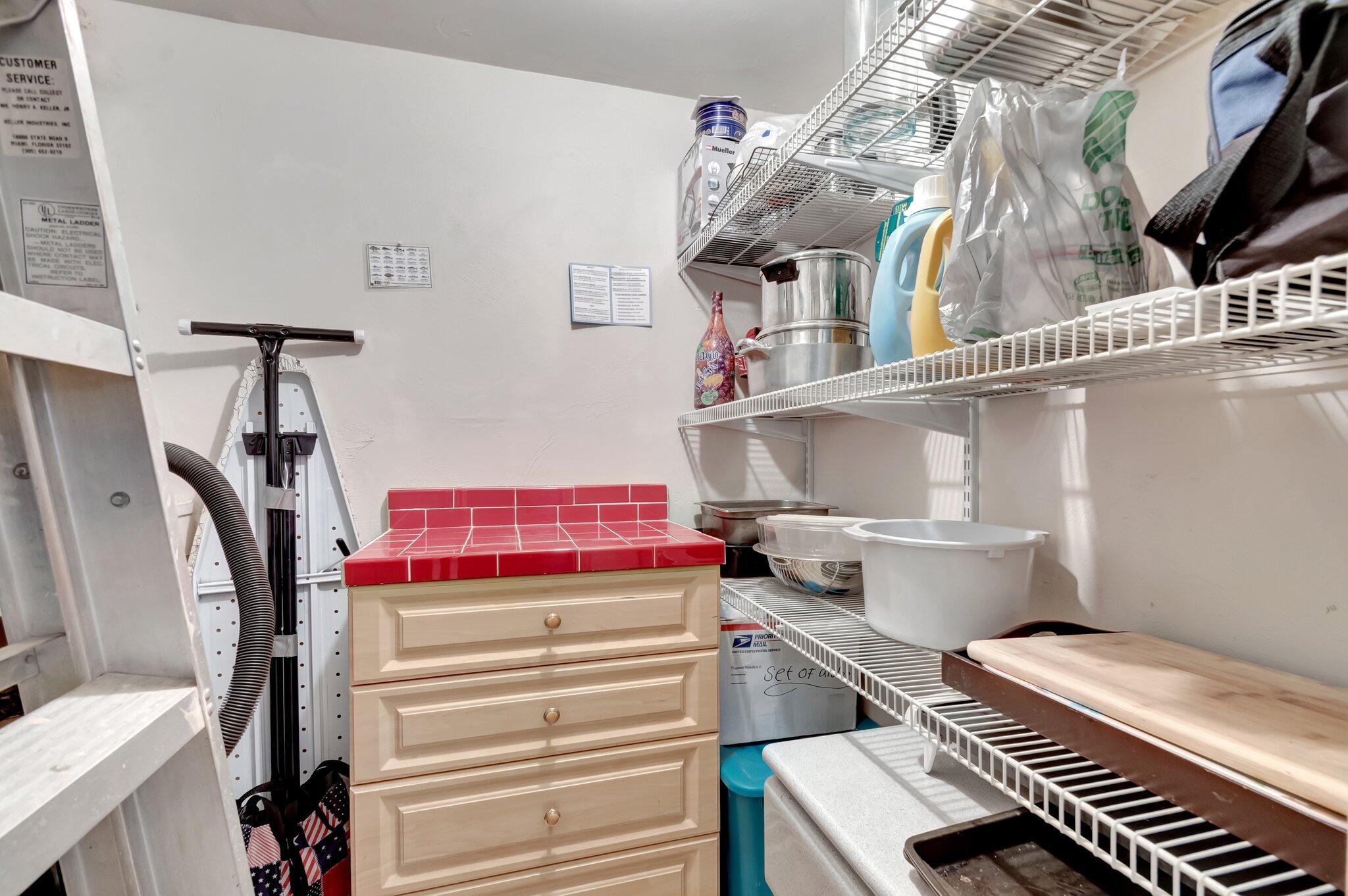 Crown Colony - Residential