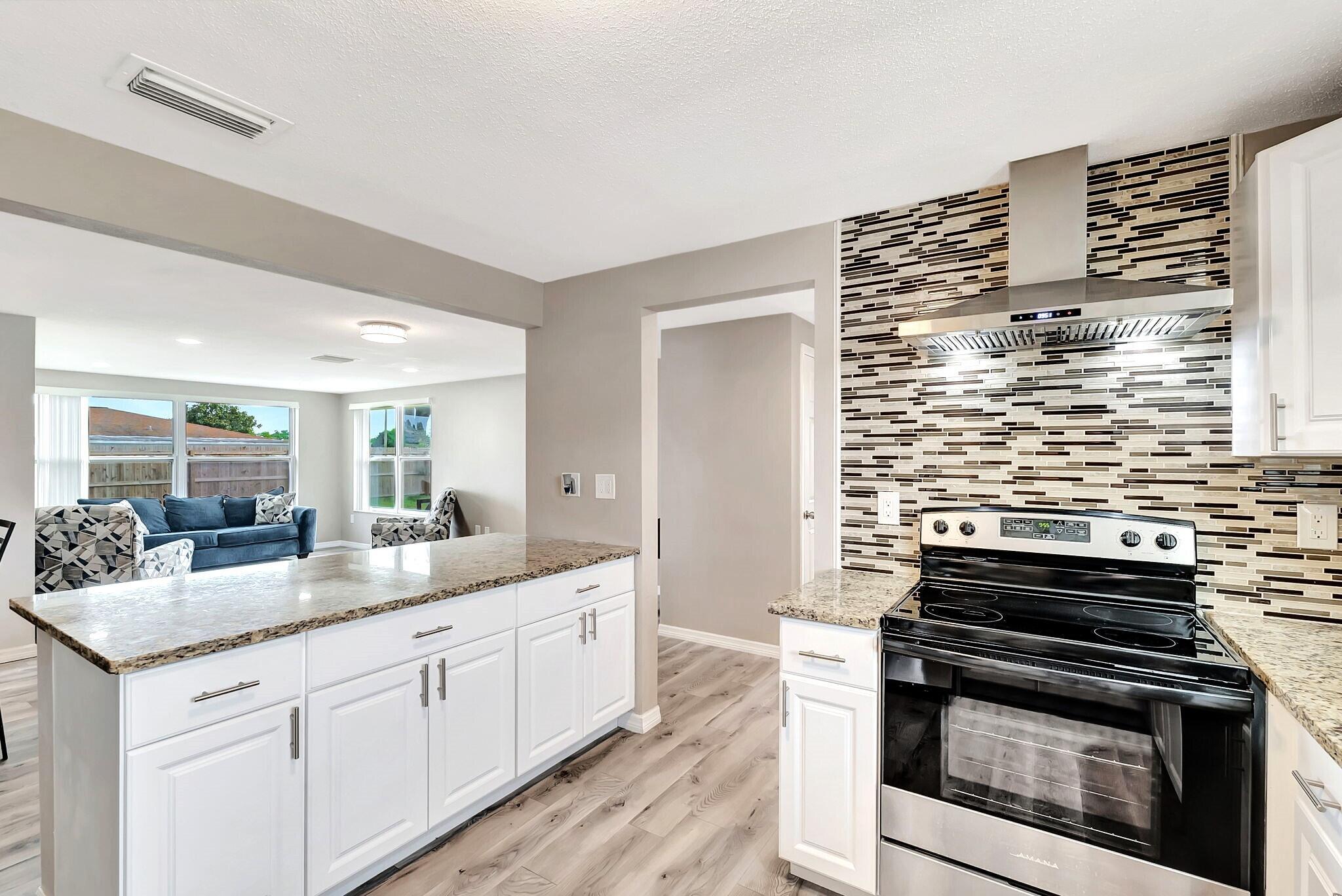 JASMINE LAKES - Residential Lease