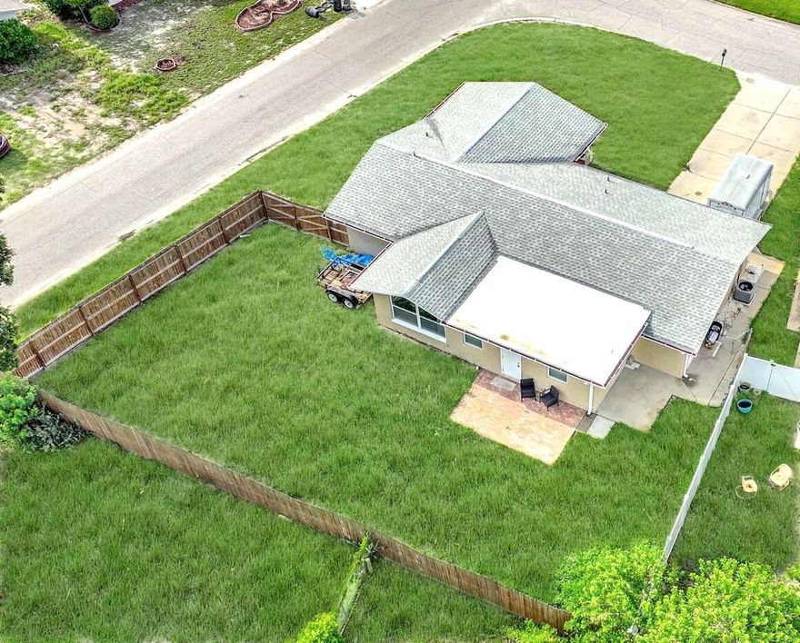 Rent this 2-bedroom, 2-bathroom single-family home featuring tile throughout, upgraded bathrooms and kitchen, and extra storage in the oversized garage. Quick move-in with landlord approval; no HOA. Water and electricity included.