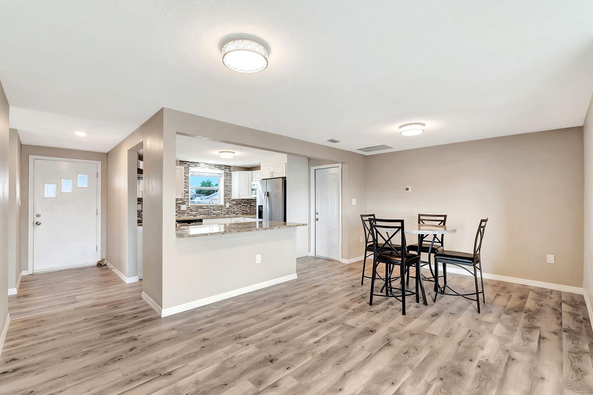 JASMINE LAKES - Residential Lease