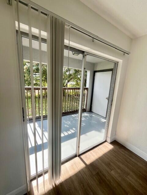 MODEL LAND CO - Residential Lease