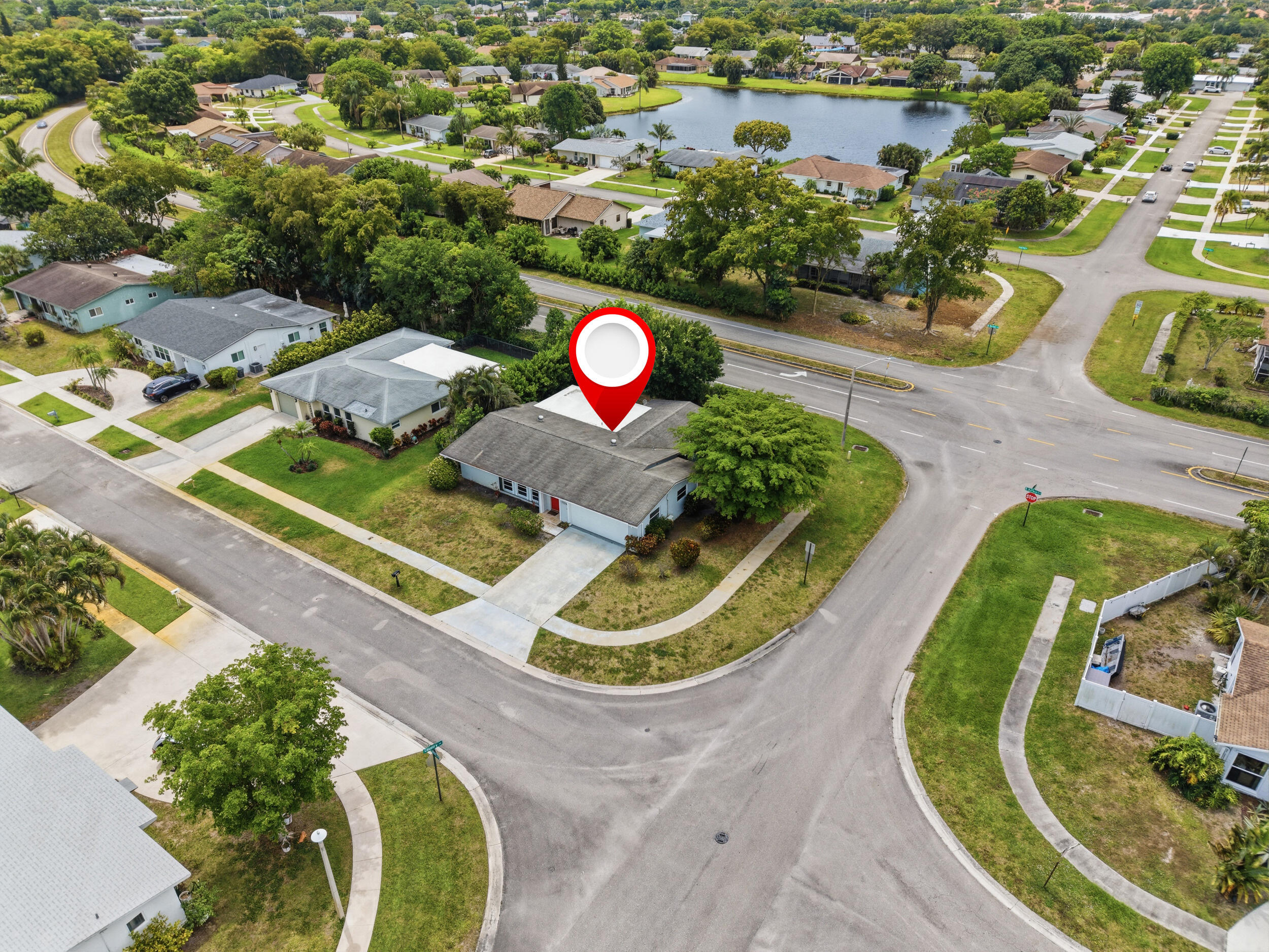 COCO WOOD LAKES SEC 1 - Residential Lease