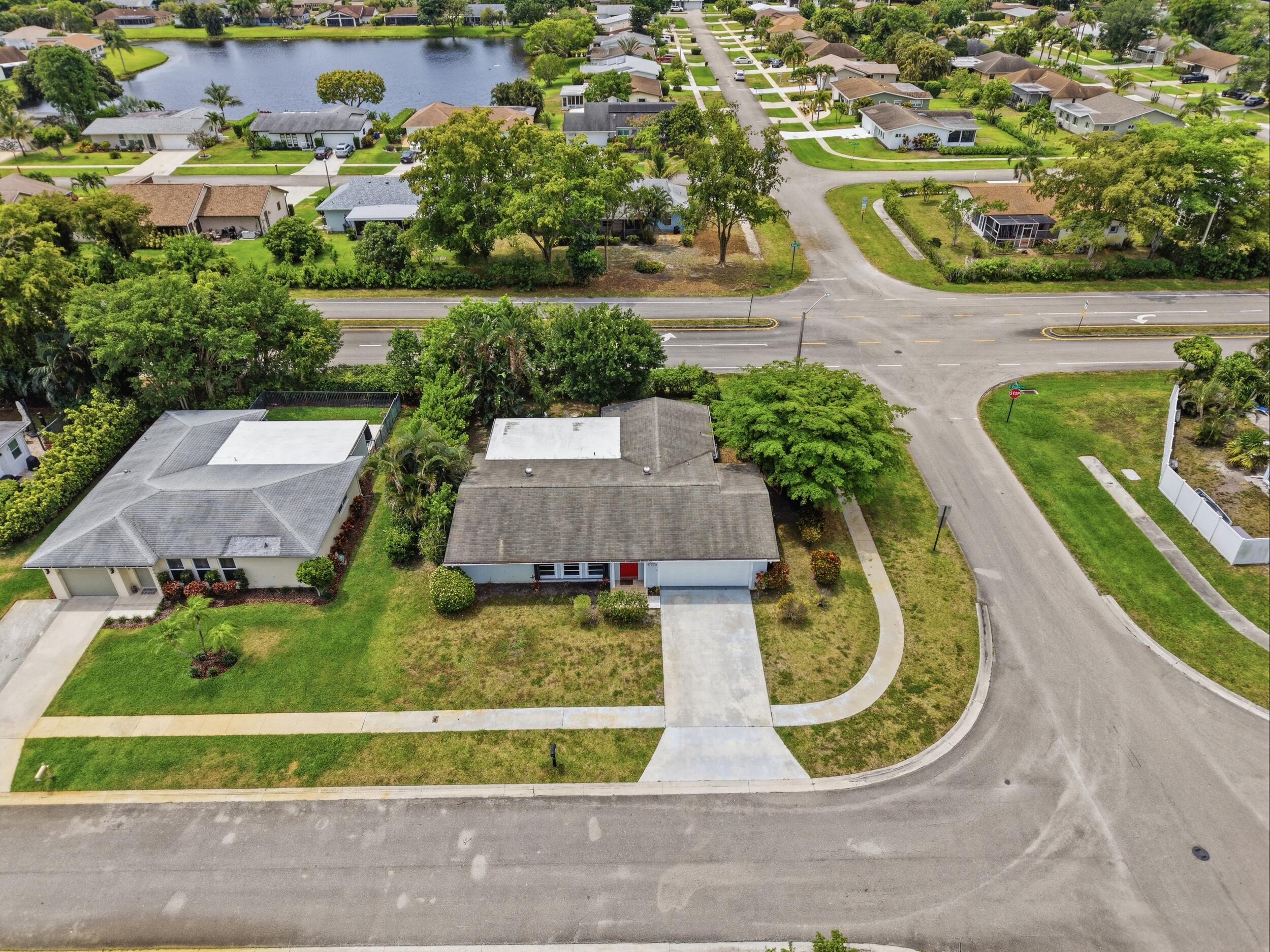 COCO WOOD LAKES SEC 1 - Residential Lease