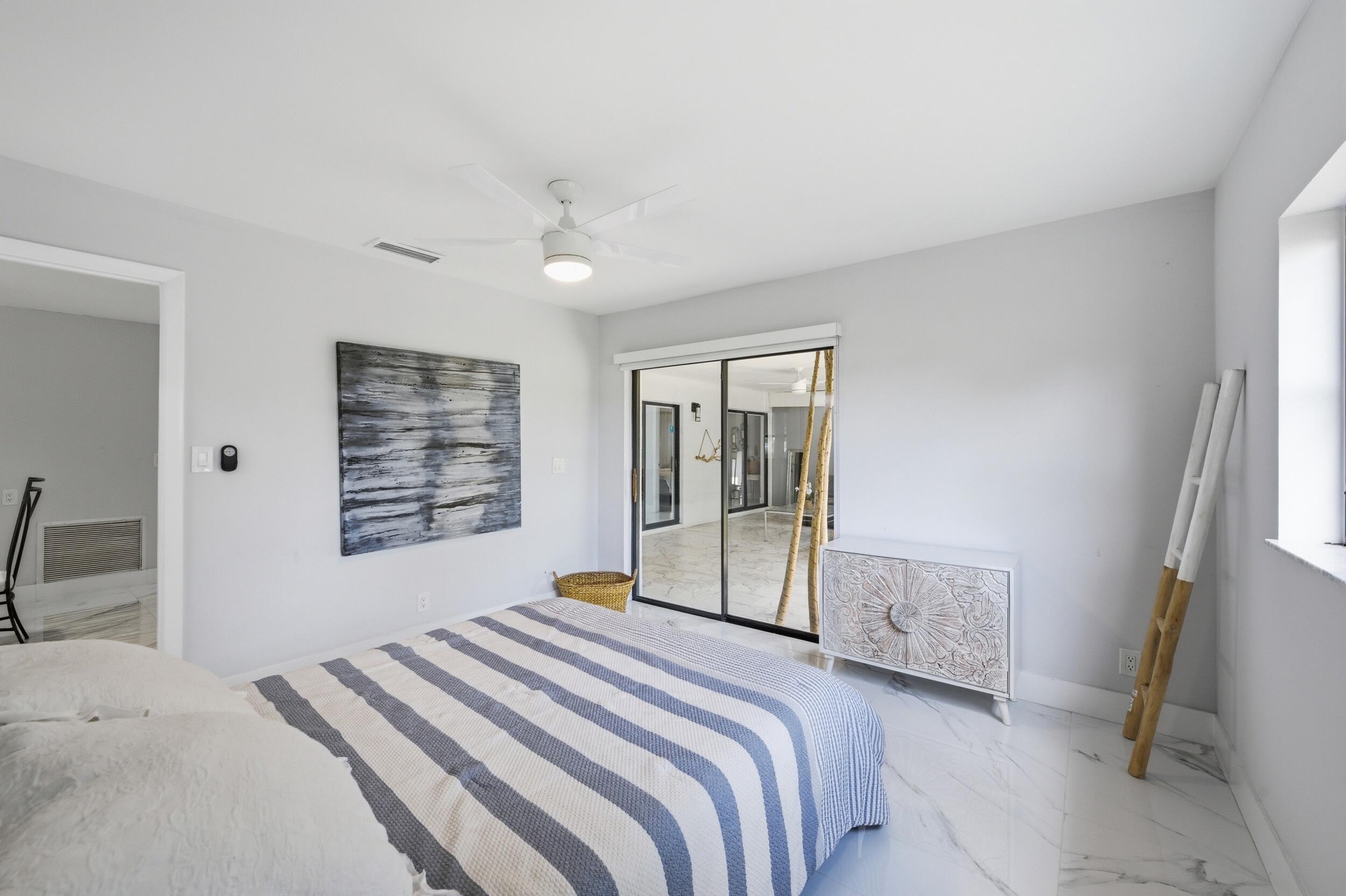 COCO WOOD LAKES SEC 1 - Residential Lease