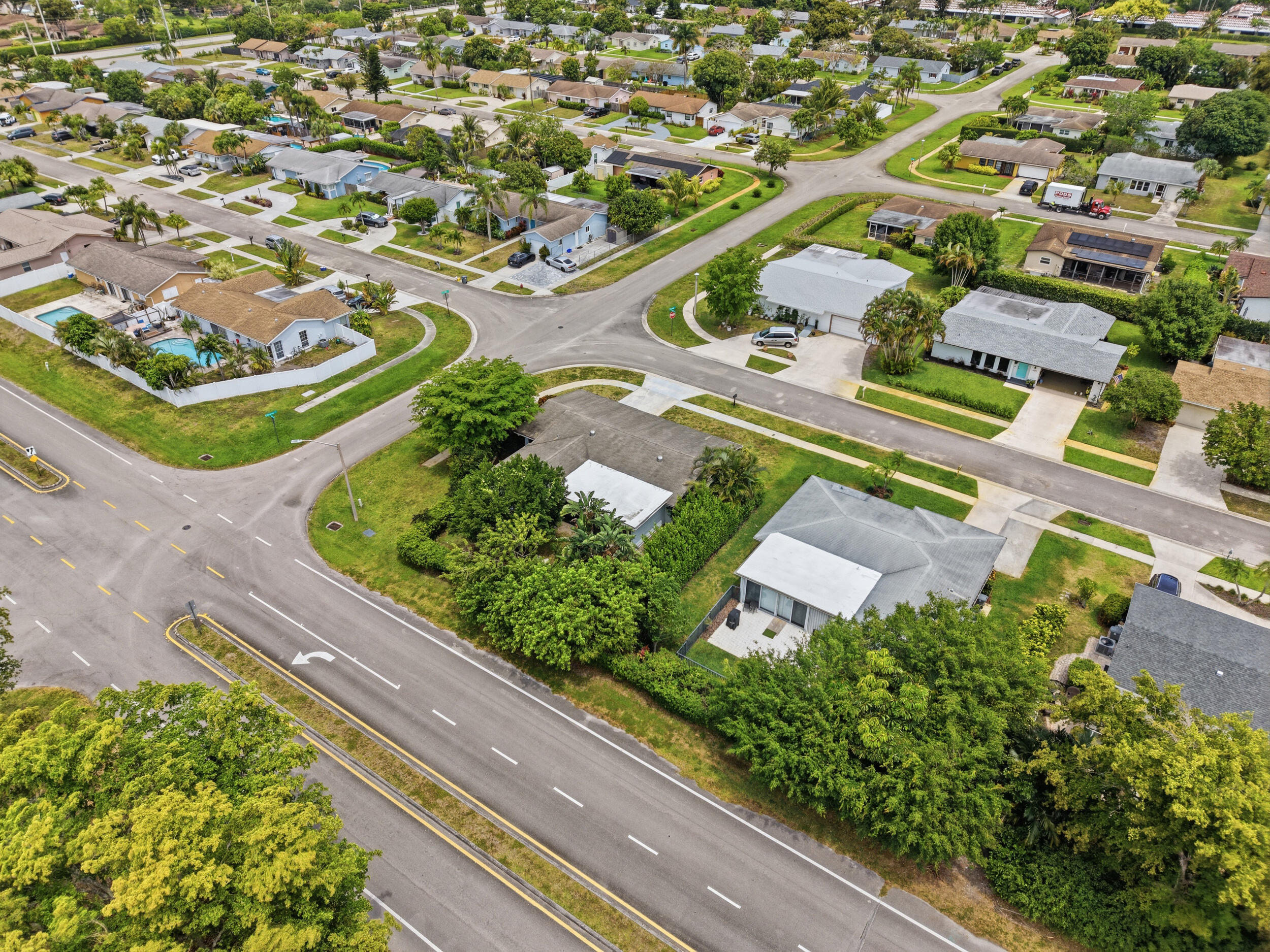 COCO WOOD LAKES SEC 1 - Residential Lease